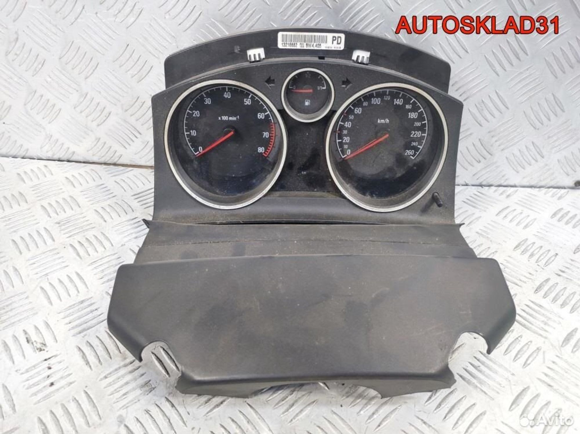 Панель приборов Opel Astra H 13216682 Бензин, 4500 рублей, Дубовое