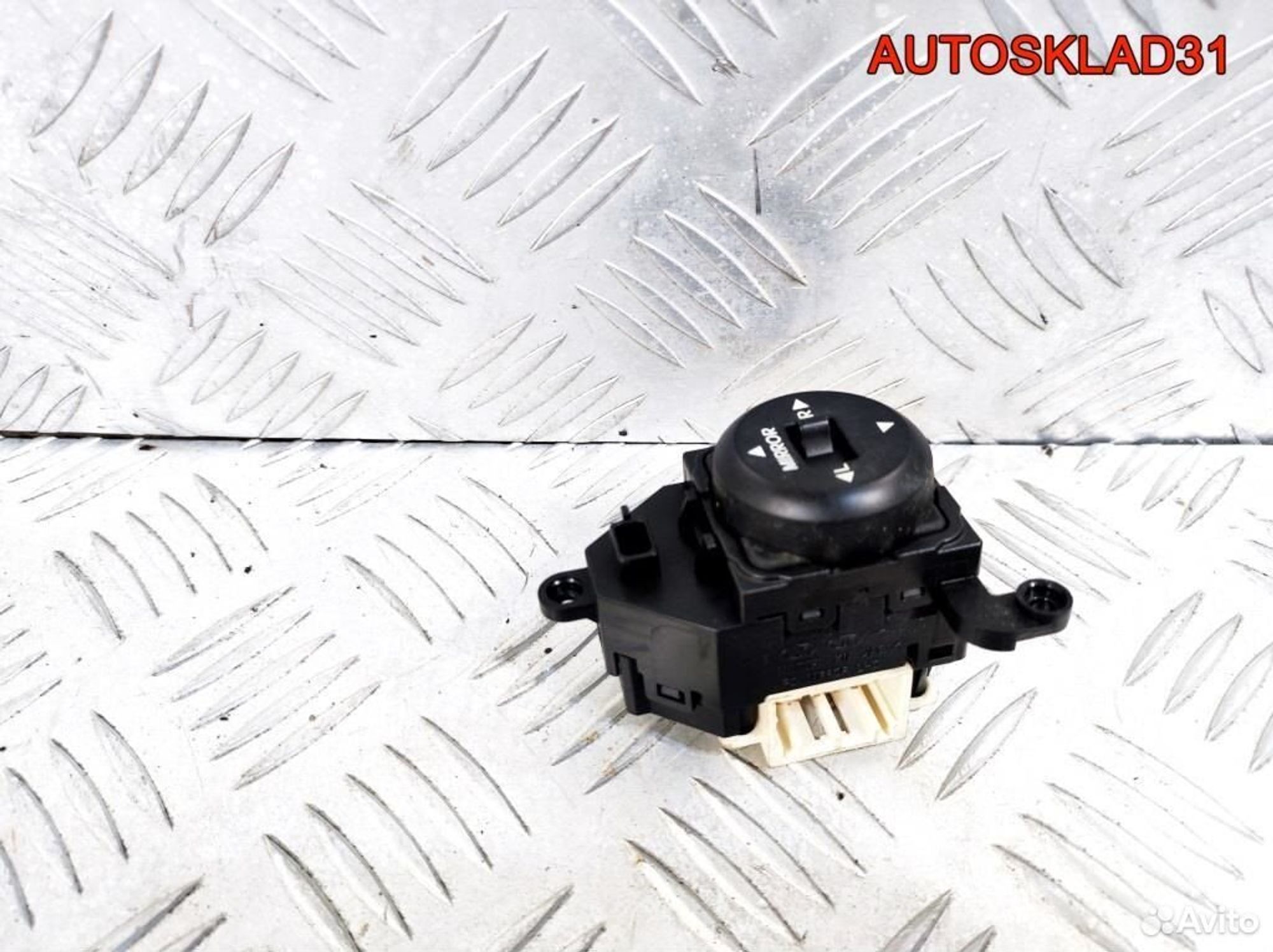 Переключатель регулировки зеркала Hyundai i30, 600 рублей, Дубовое