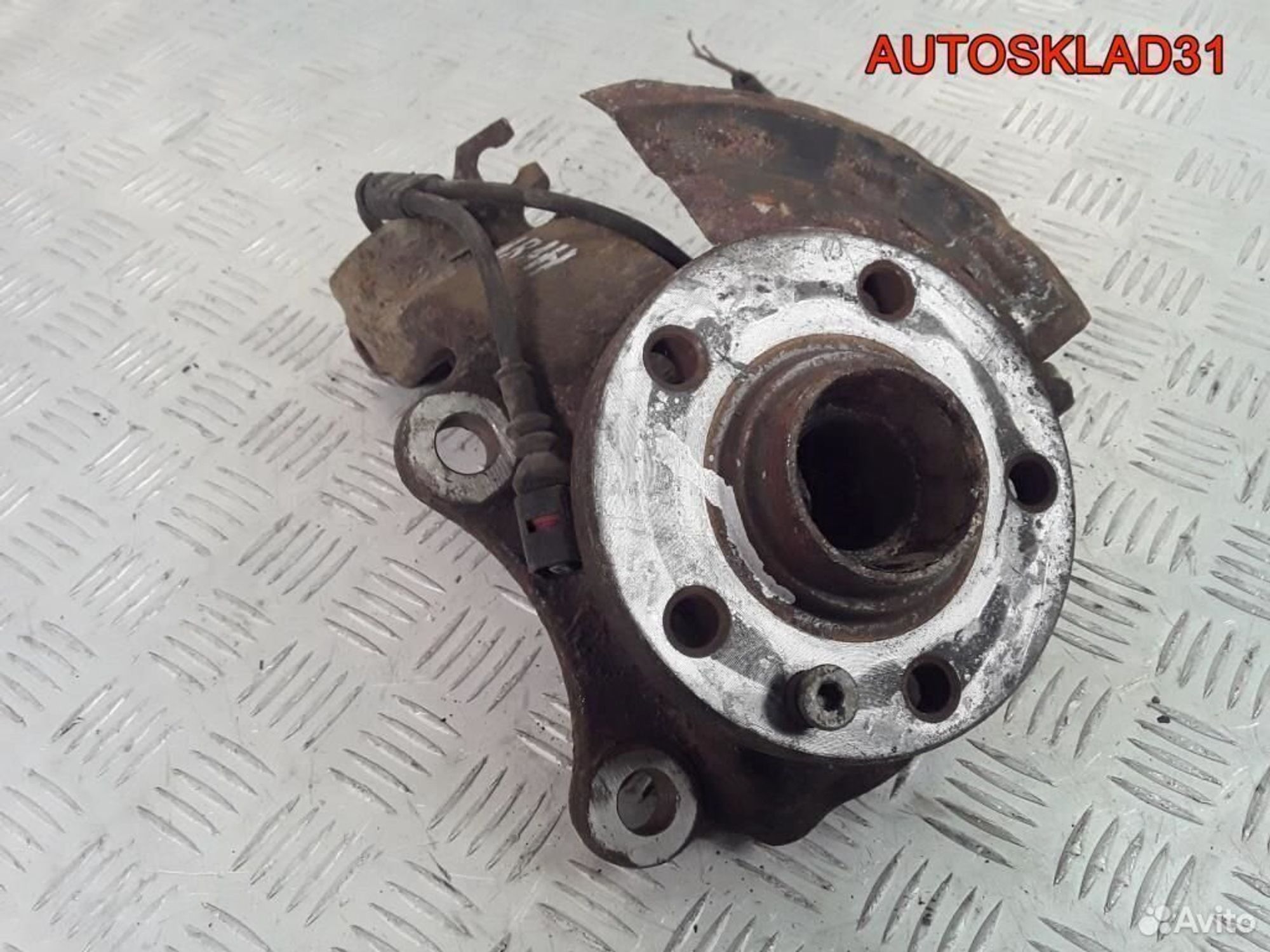 Кулак поворотный передний левый Sharan 7M0407255G, 2900 рублей, Дубовое