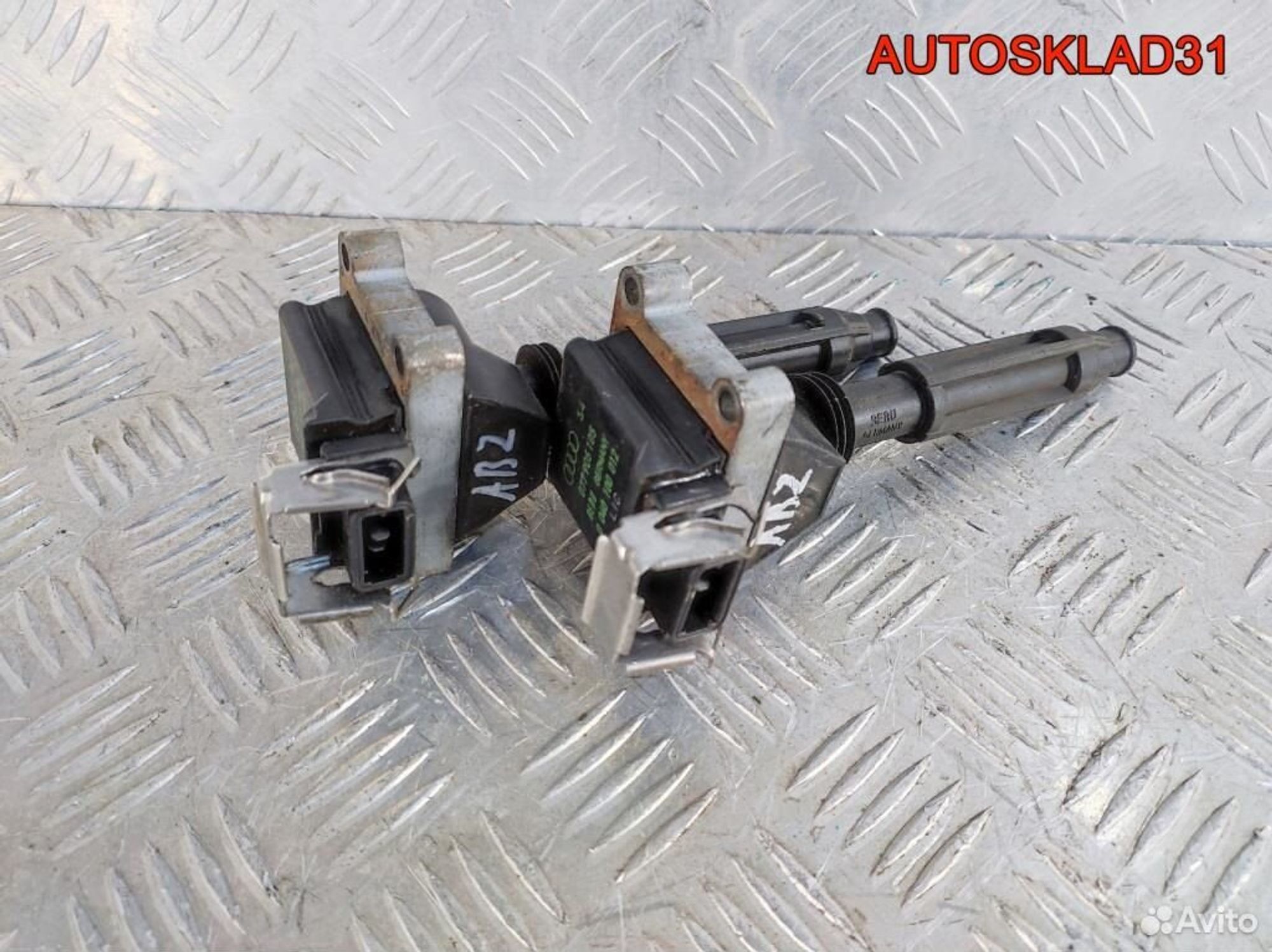 Катушка зажигания Audi A8 D2 4,2 ABZ 077905105, 1400 рублей, Дубовое
