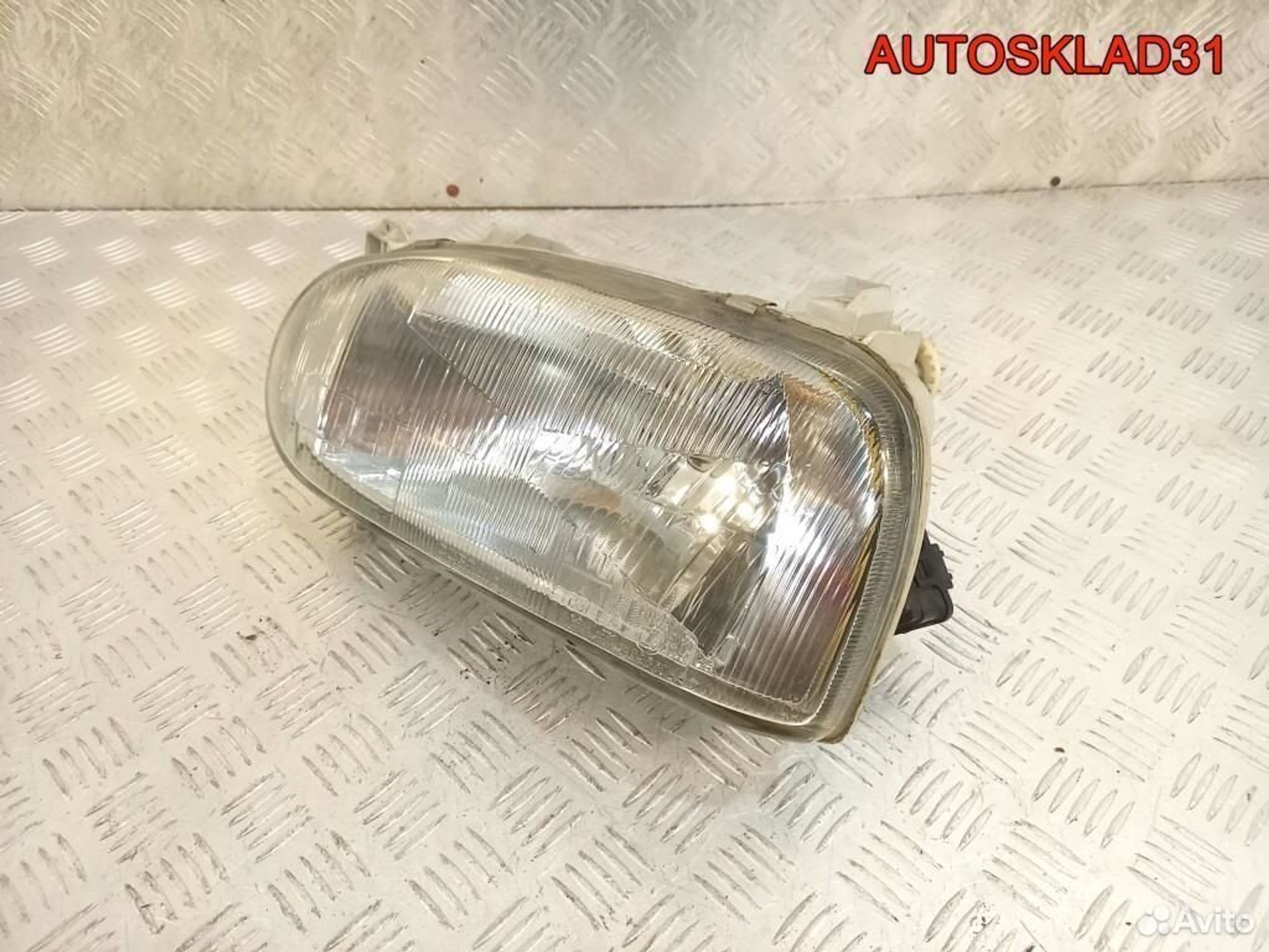 Фара левая Volkswagen Golf 3 1H5941017J, 2600 рублей, Дубовое