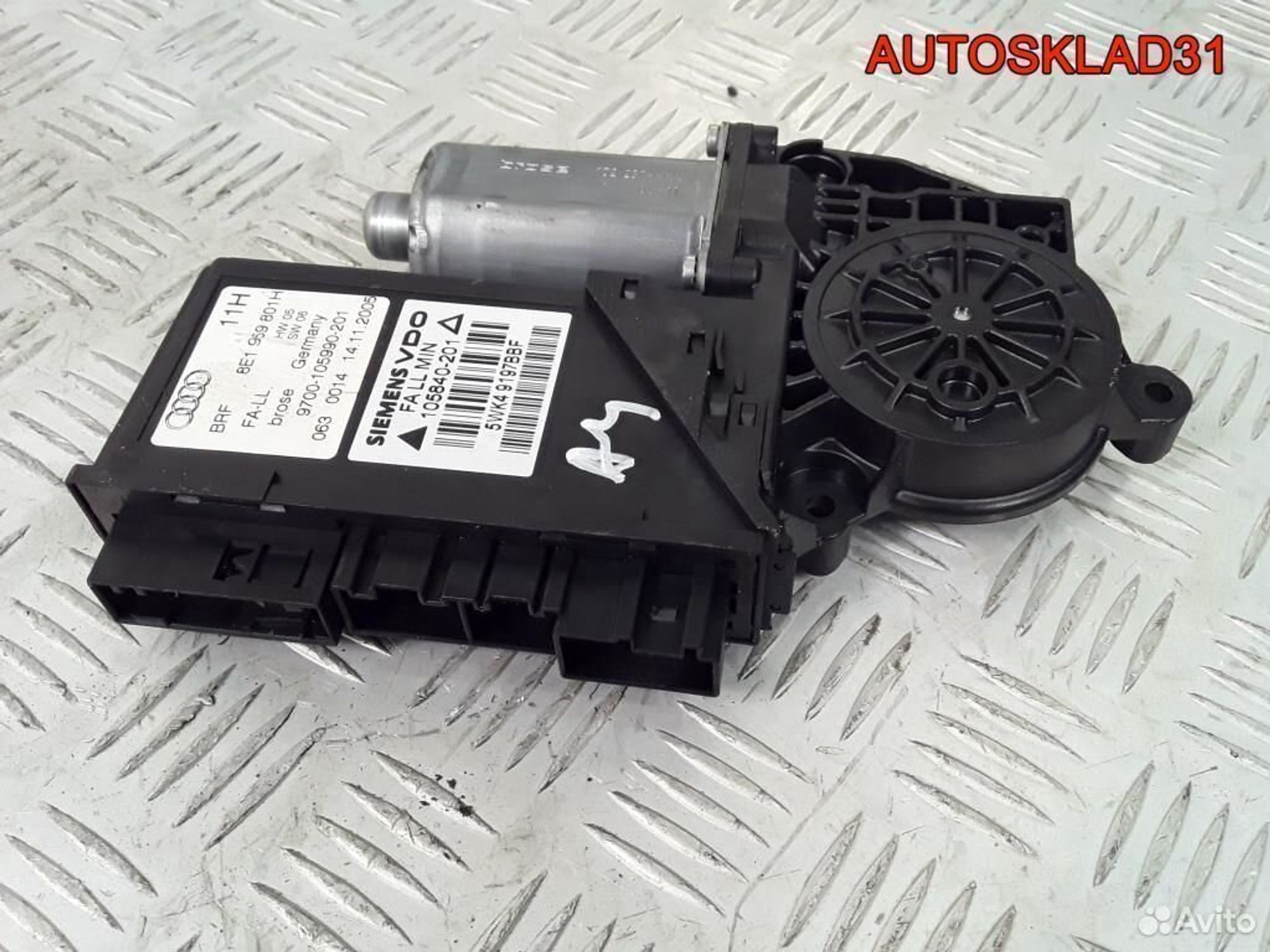 Моторчик стеклоподъемника левый Audi A4 B7, 1800 рублей, Дубовое