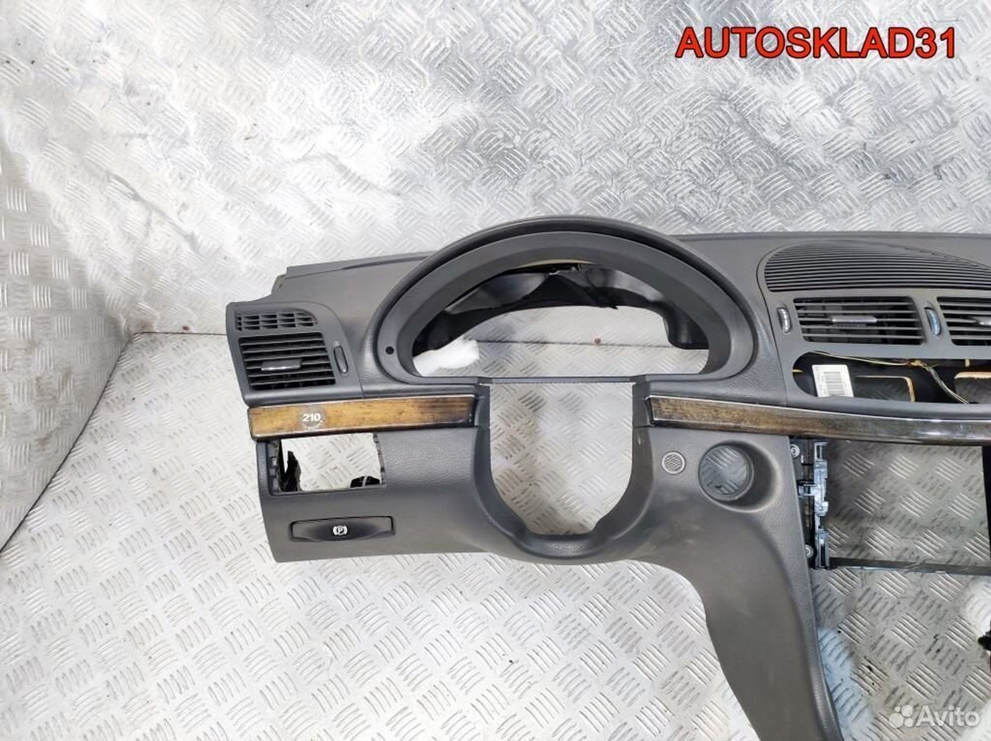 Торпедо Mercedes Benz W211 A2116800687, 10000 рублей, Дубовое