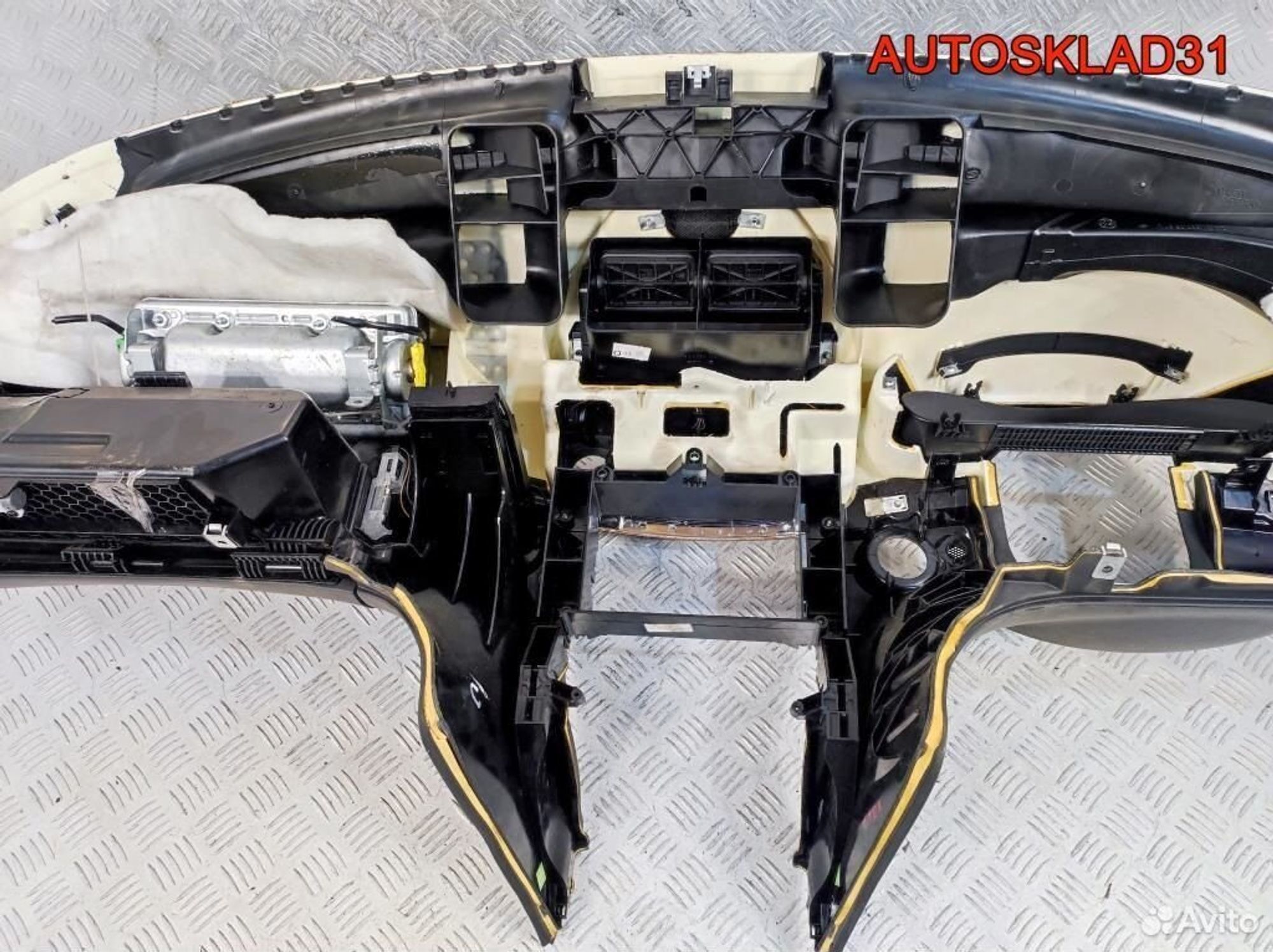 Торпедо Mercedes Benz W211 A2116800687, 10000 рублей, Дубовое