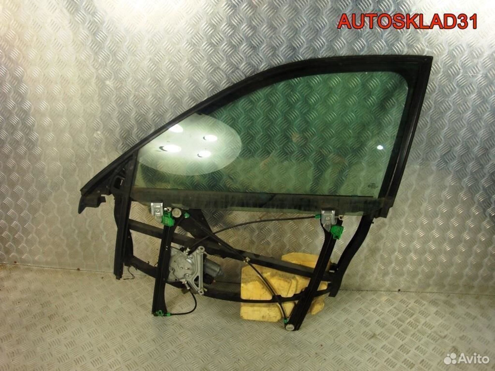 Рамка двери передней левой Audi A4 B5 8D0837753C, 2100 рублей, Дубовое