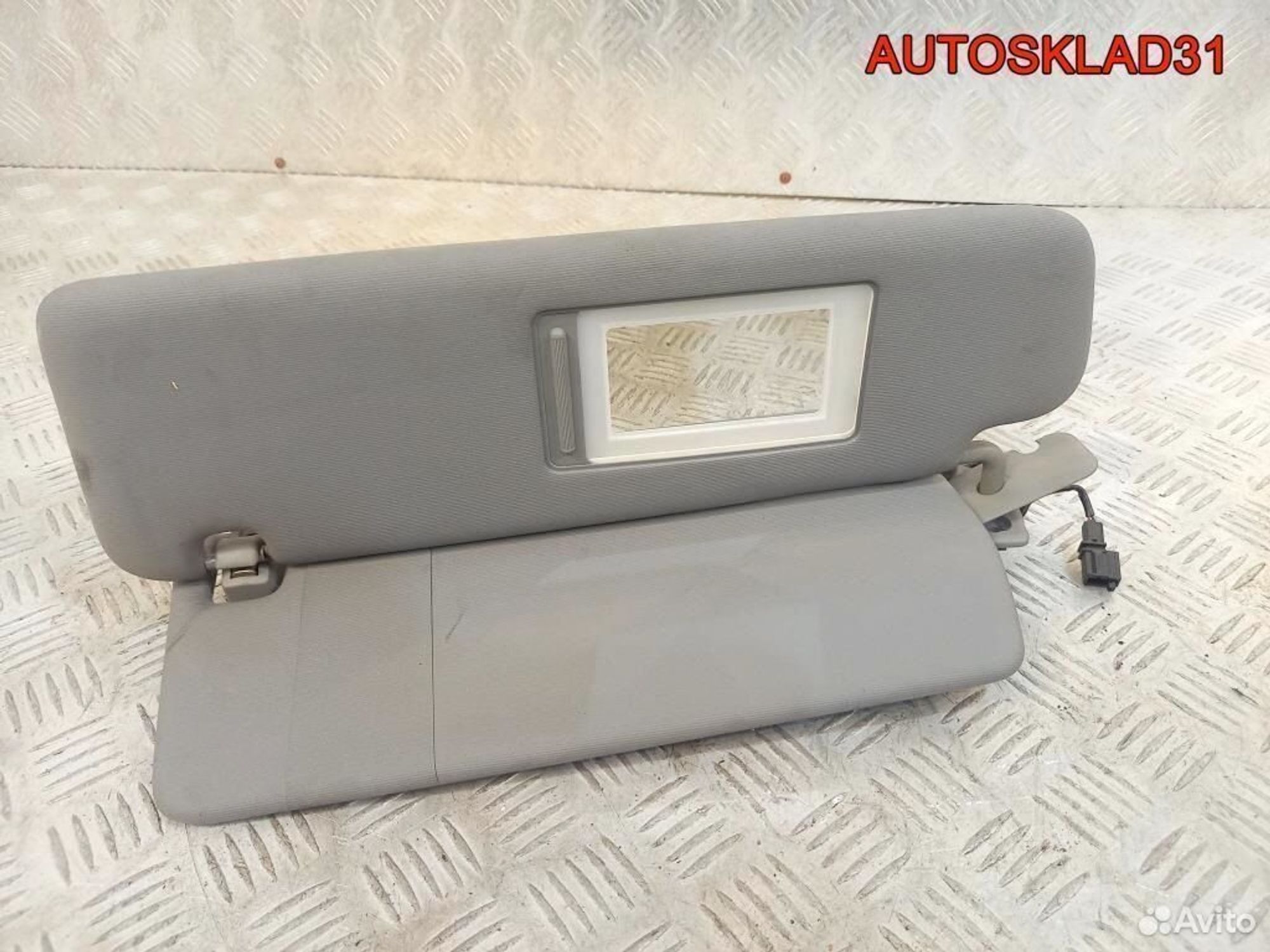 Козырек солнцезащитный левый VW Touareg 2002-2010, 1800 рублей, Дубовое