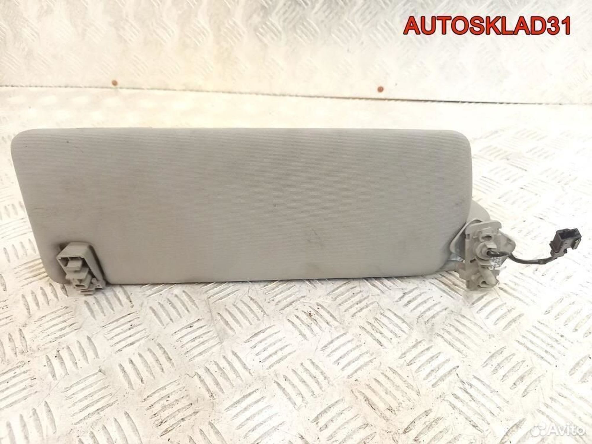 Козырек солнцезащитный левый VW Touareg 2002-2010, 1800 рублей, Дубовое