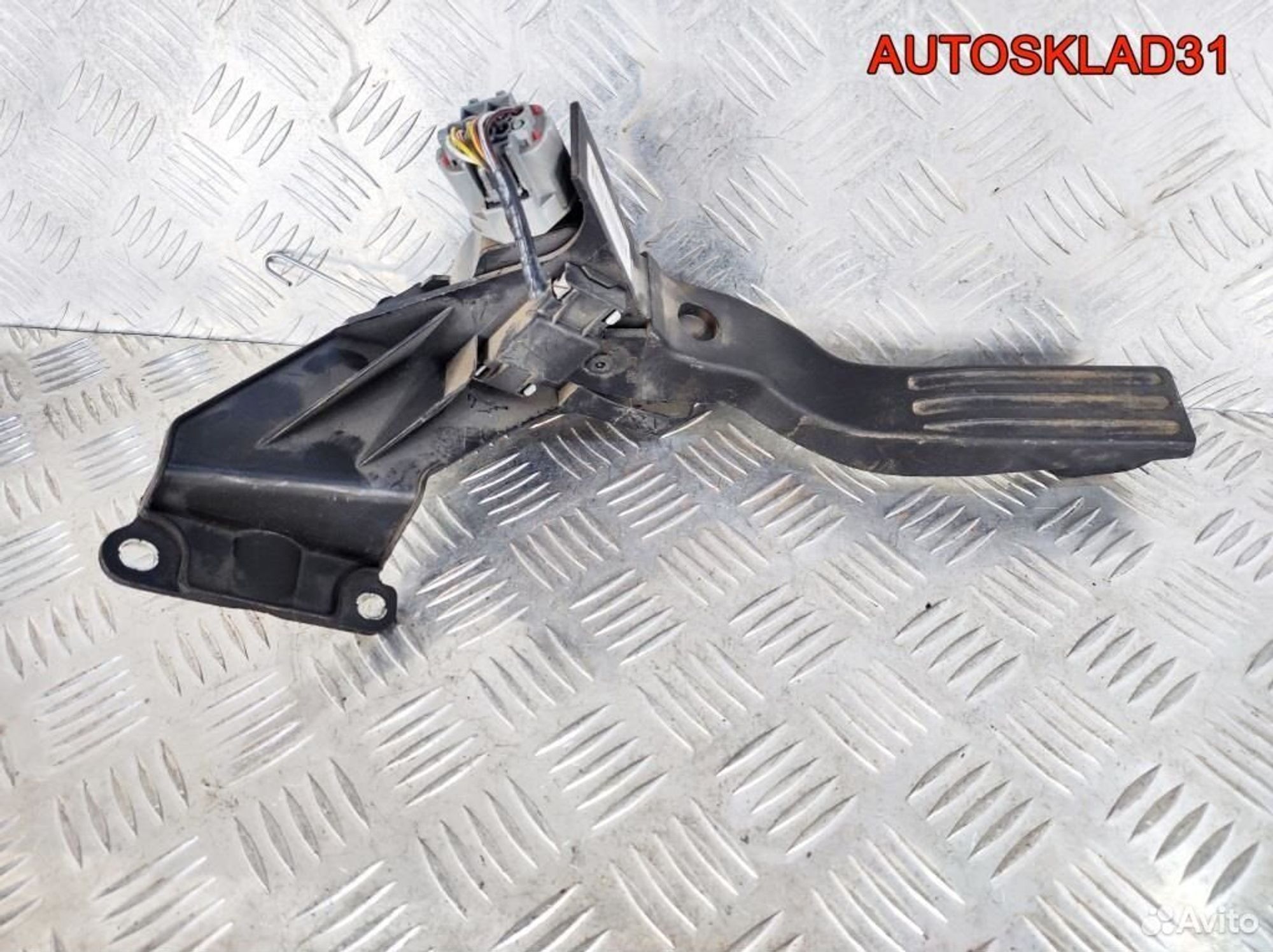 Педаль газа Ford Mondeo 3 2S719F836DA Дизель, 1700 рублей, Дубовое