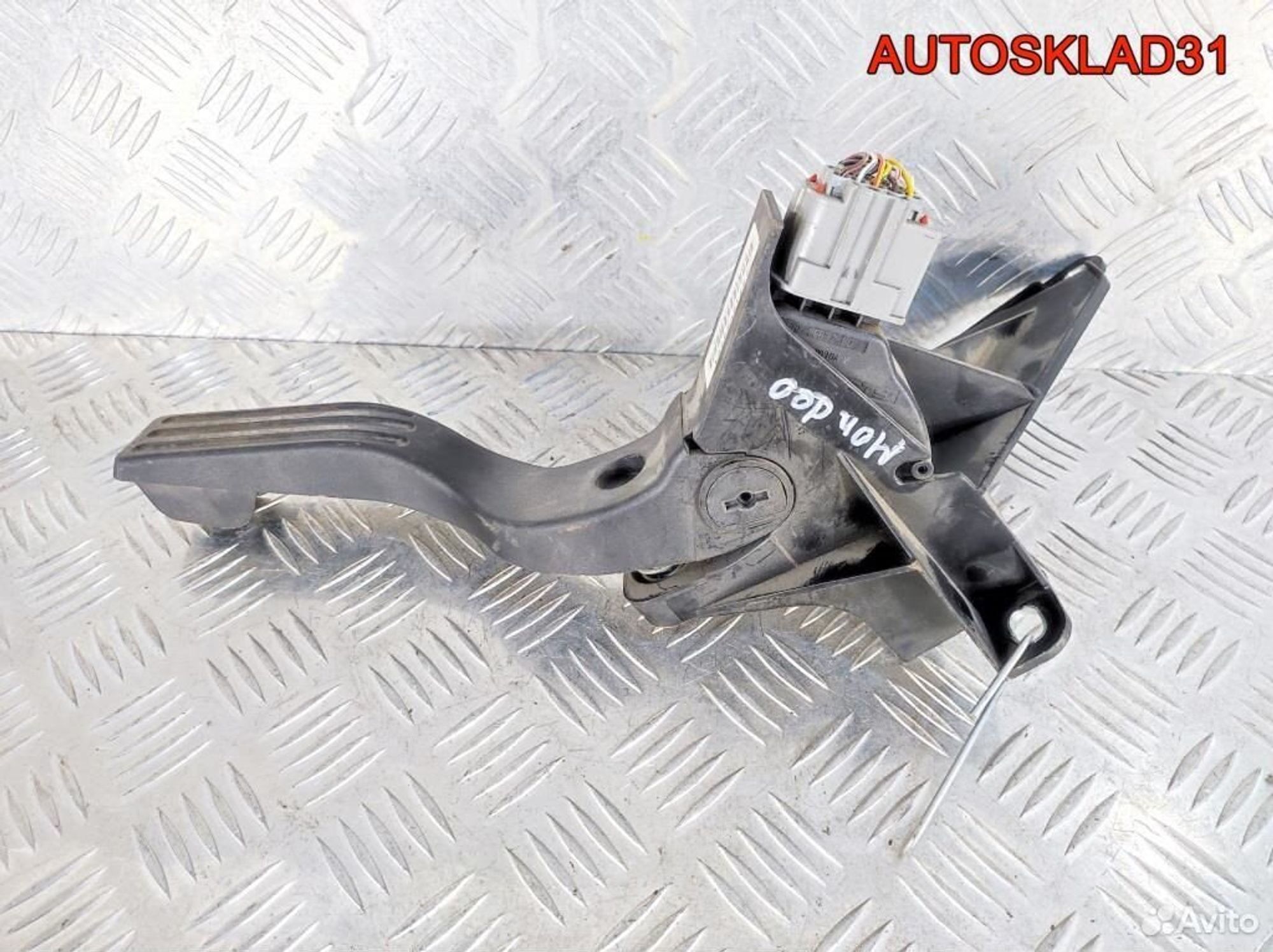 Педаль газа Ford Mondeo 3 2S719F836DA Дизель, 1700 рублей, Дубовое
