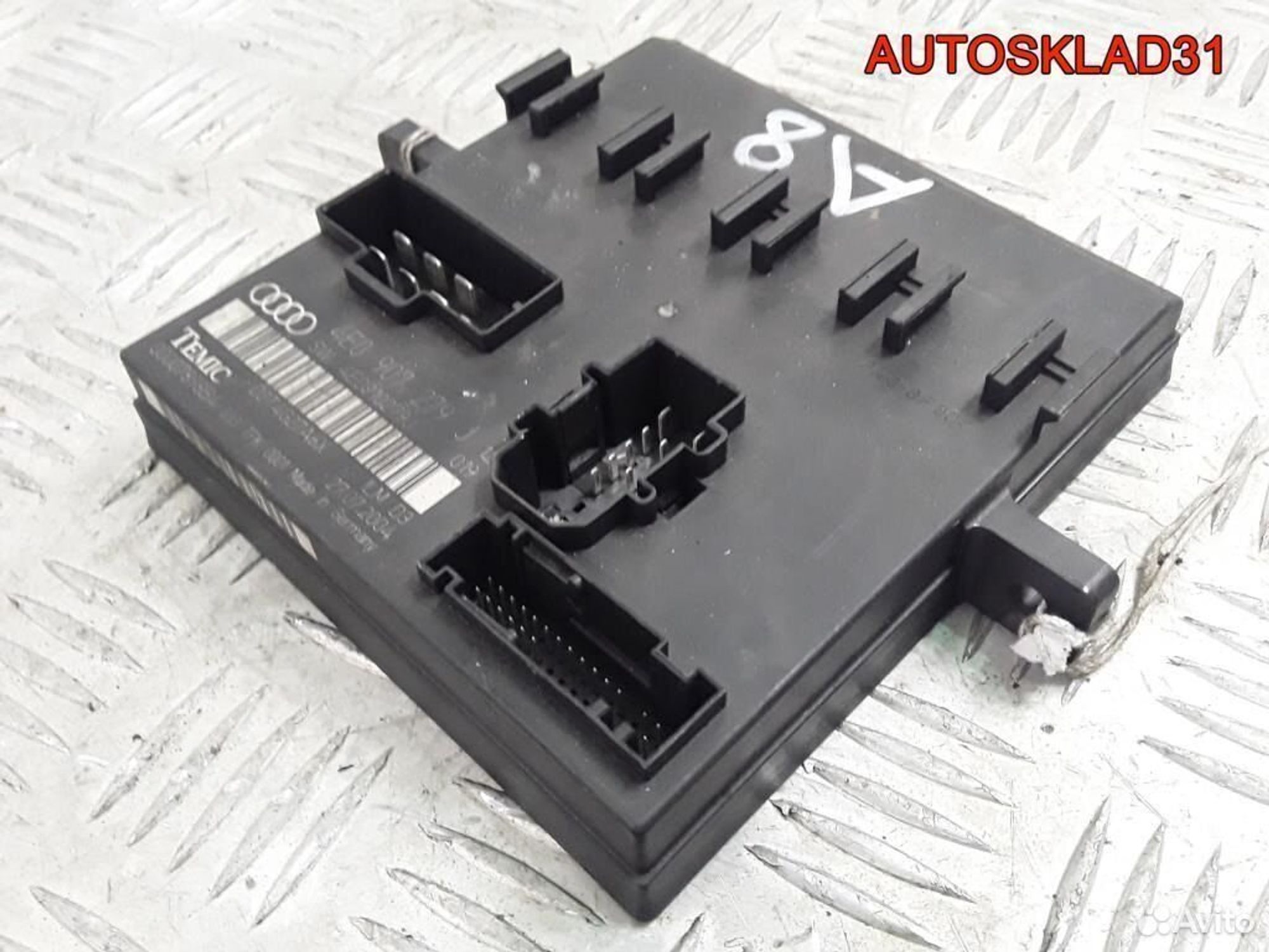 Блок комфорта Audi A8 4E 4E0907279J, 2100 рублей, Дубовое