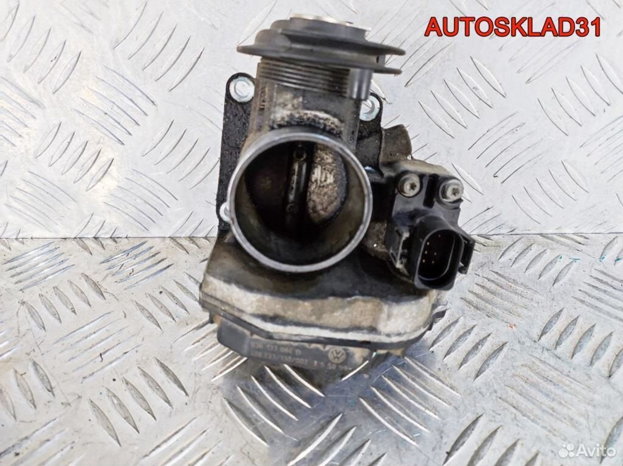 Заслонка дроссельная VW Polo 1.4 AHW 036133064D, 3700 рублей, Дубовое