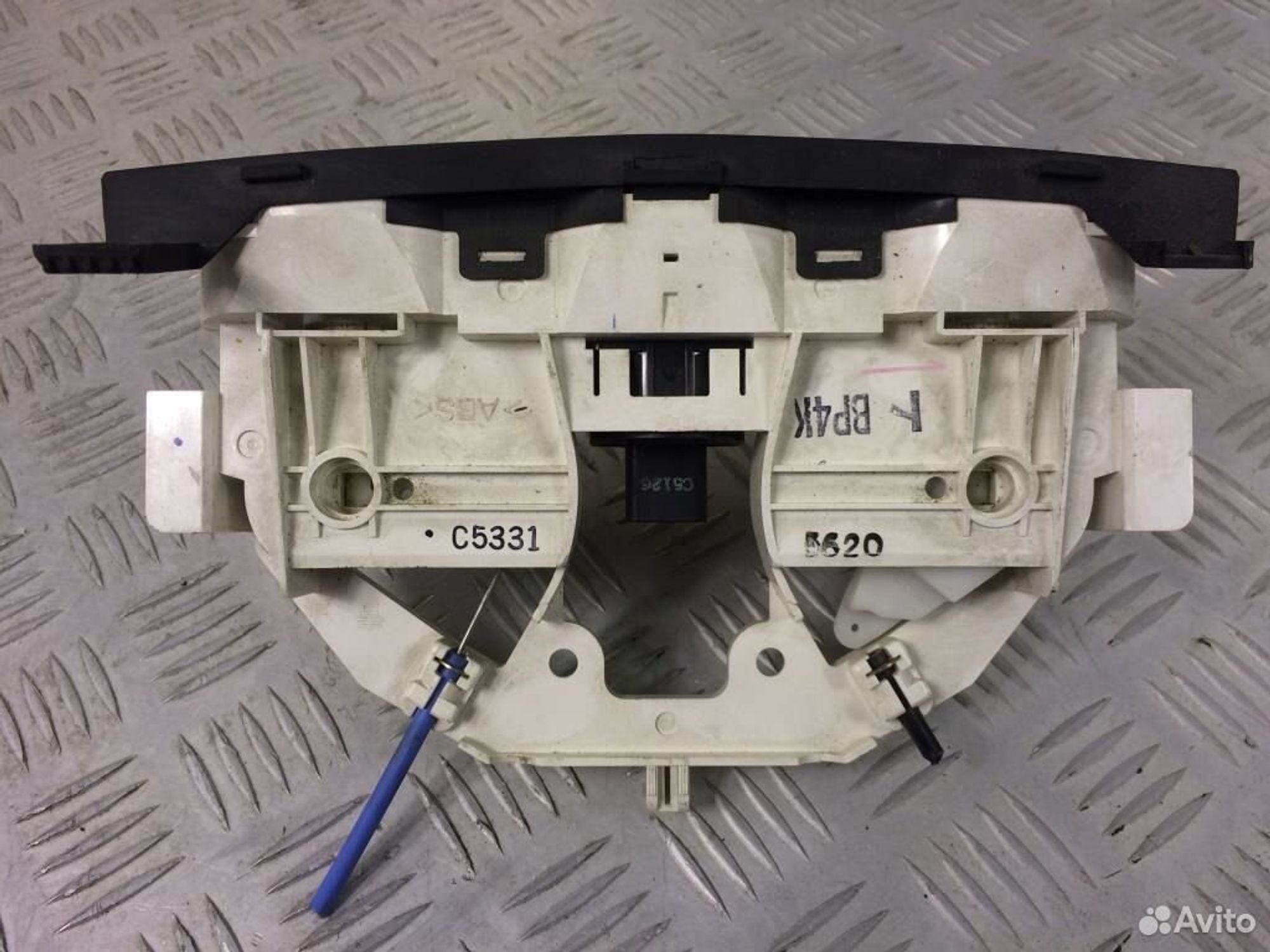 Блок управления отопителем Мазда 3 бк, 2000 рублей, Дубовое