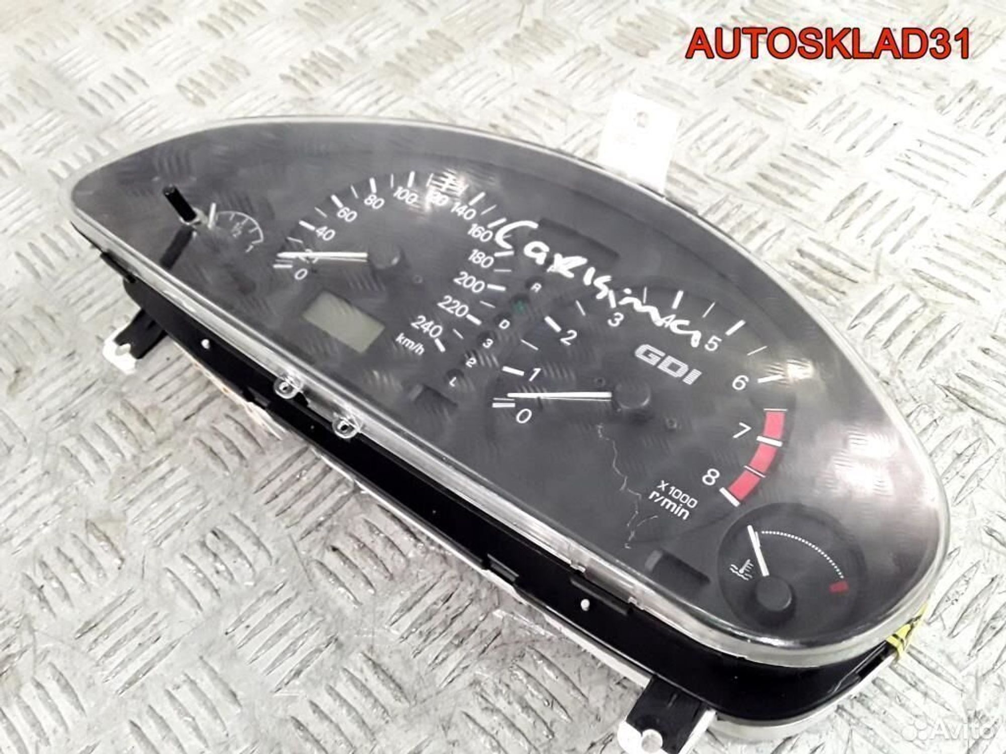 Панель приборов Mitsubishi Carisma DA MR506492, 4100 рублей, Дубовое