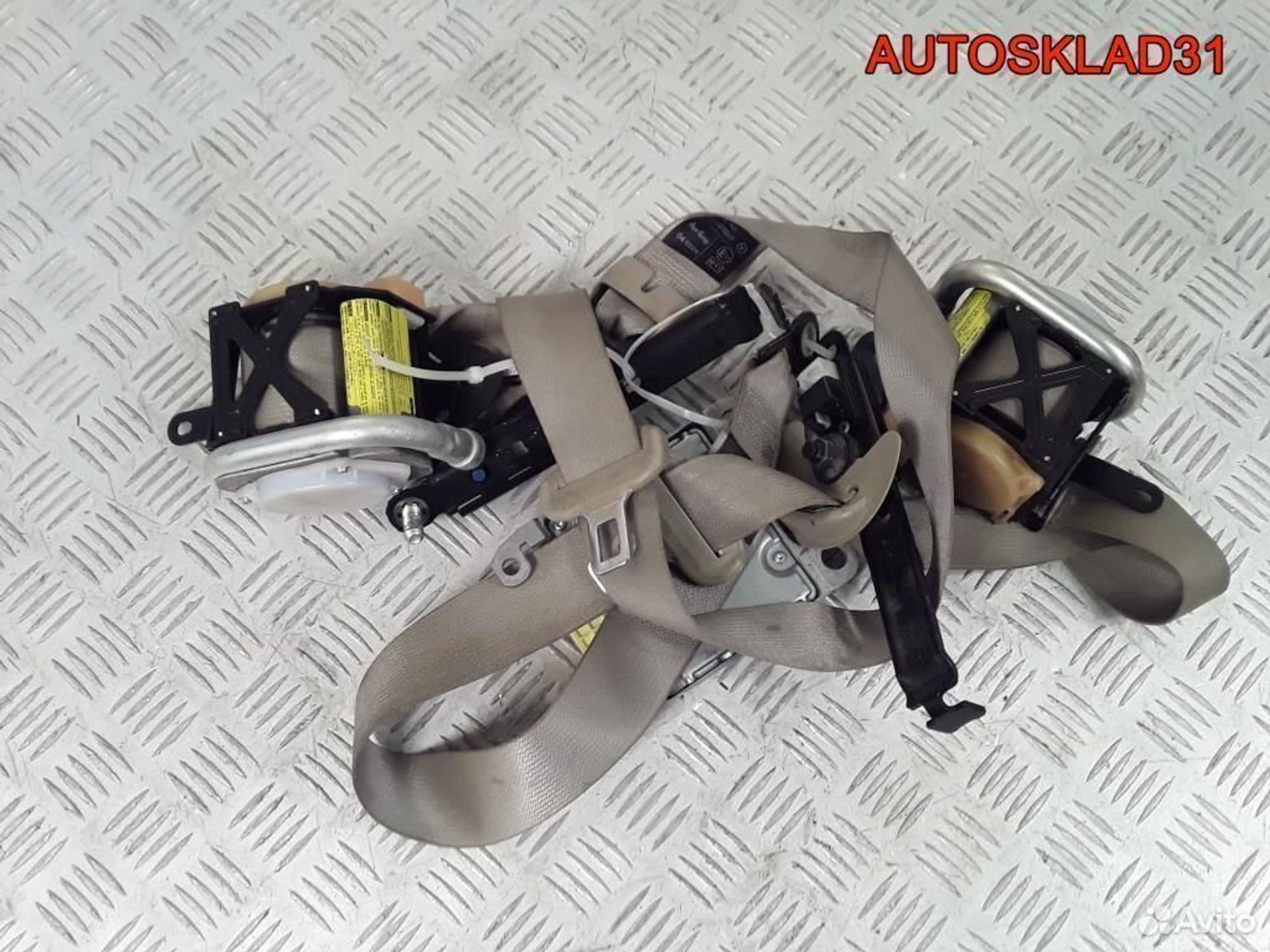 Ремень безопасности с пиропатроном Toyota Avensis, 5800 рублей, Дубовое