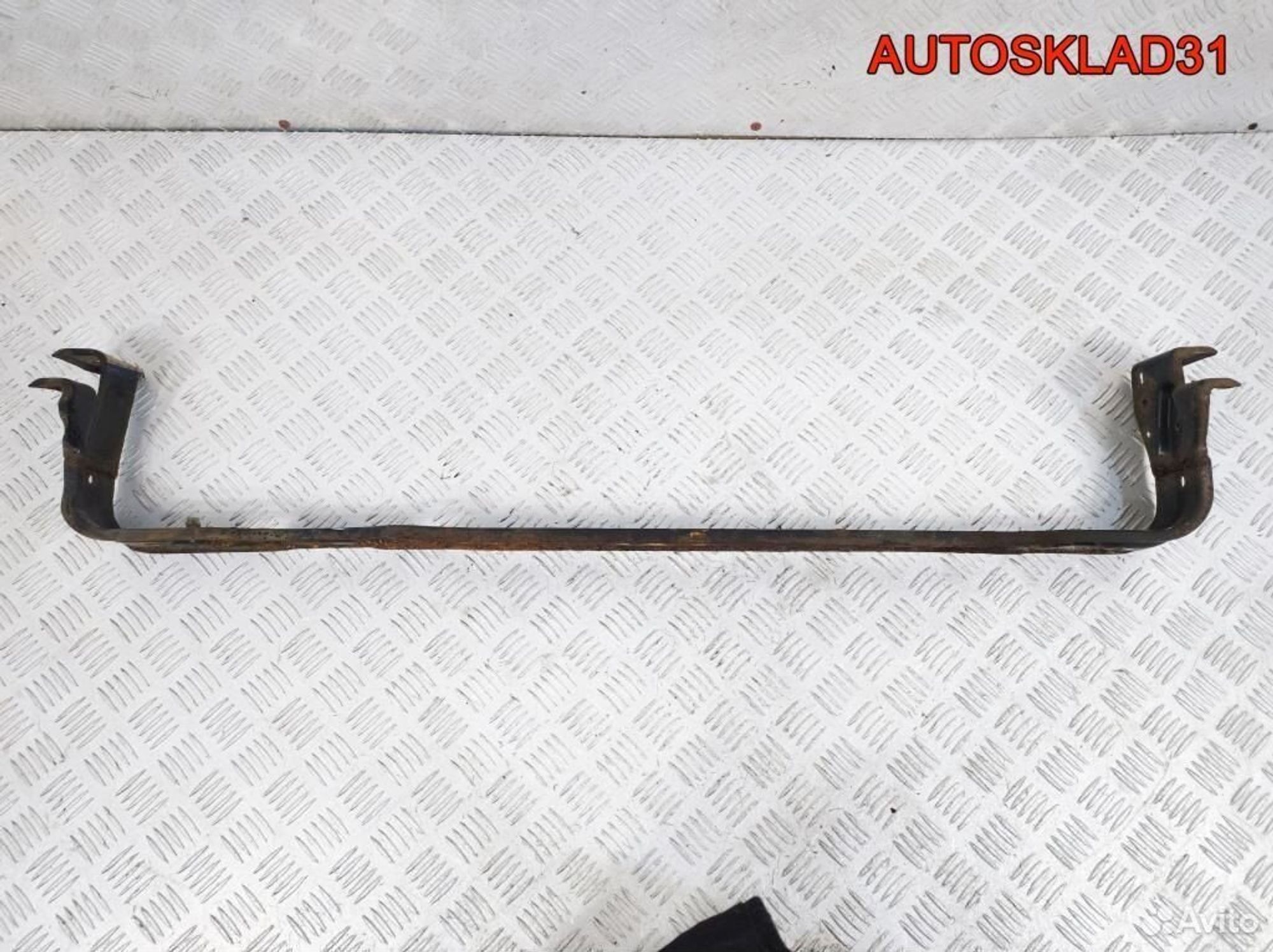 Балка подрадиаторная Ford Focus 1 2M518A297AB, 1700 рублей, Дубовое