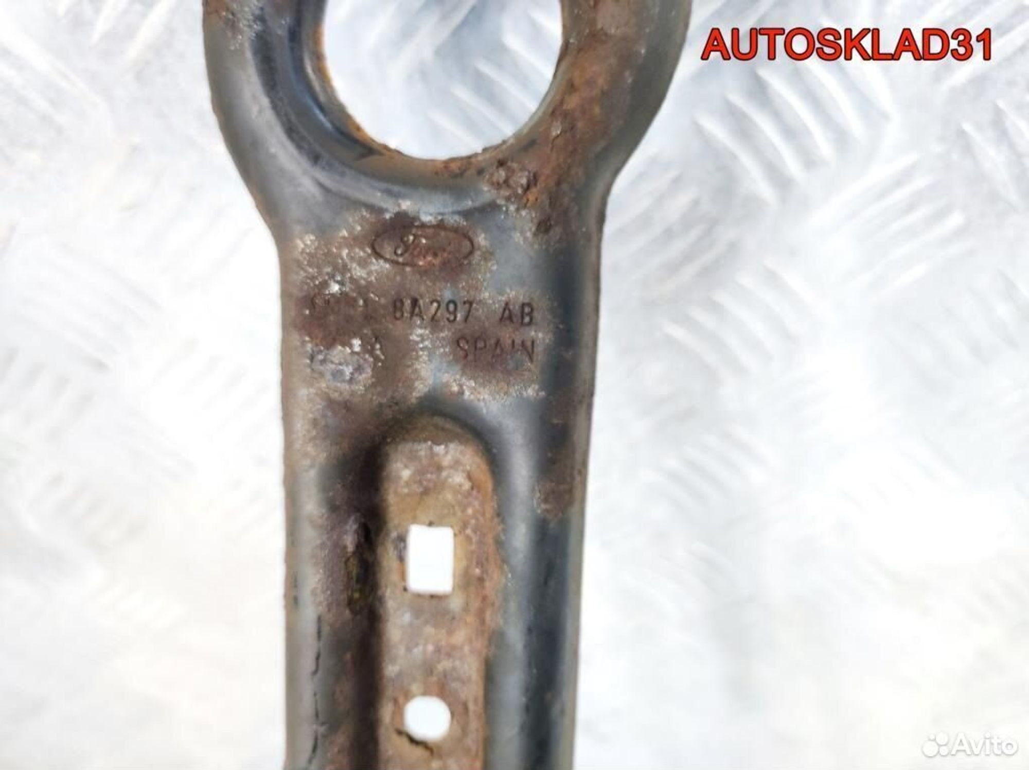 Балка подрадиаторная Ford Focus 1 2M518A297AB, 1700 рублей, Дубовое