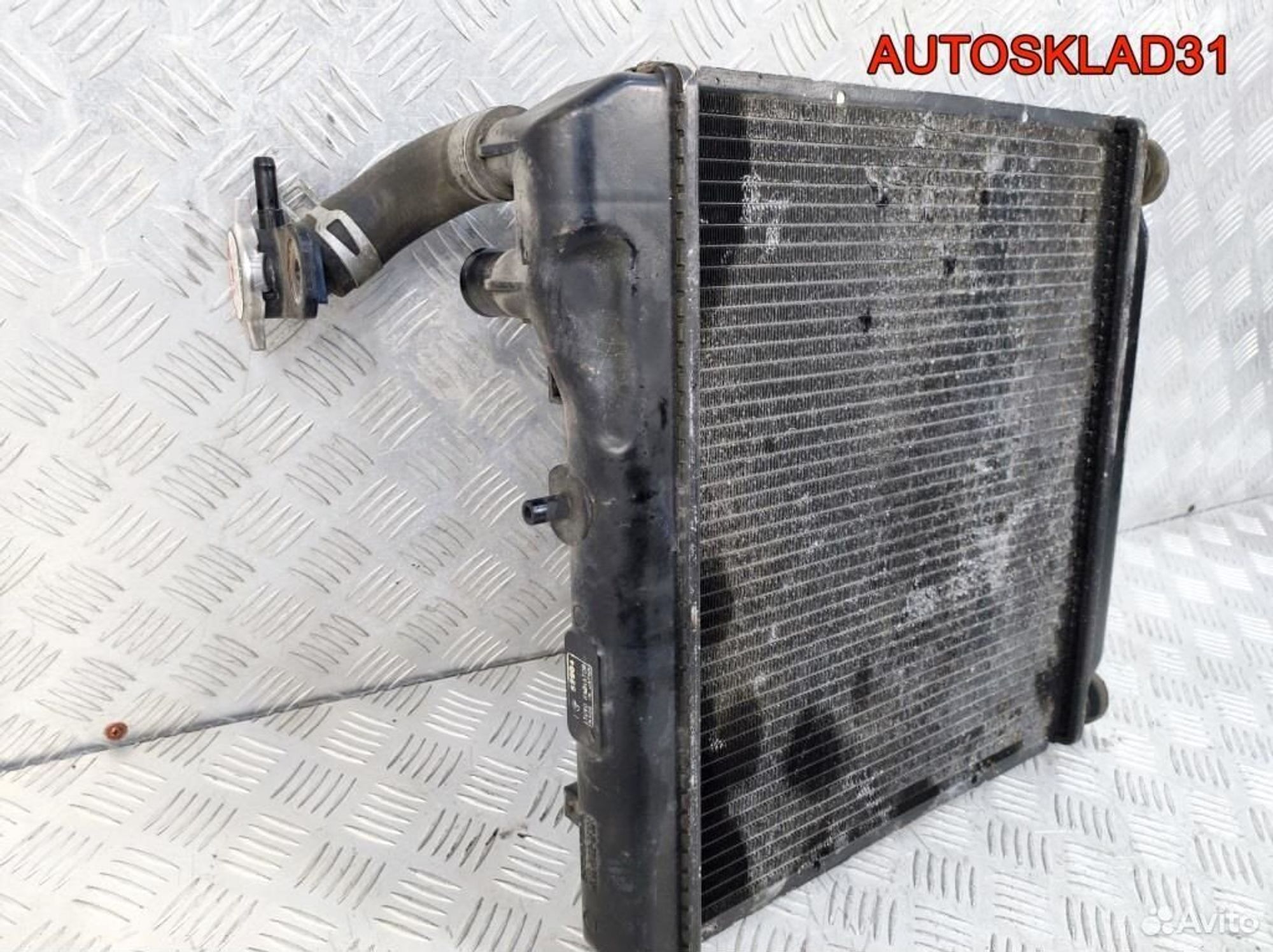 Радиатор основной Honda Jazz 1.3 L13A1 АКПП Бензин, 6200 рублей, Дубовое