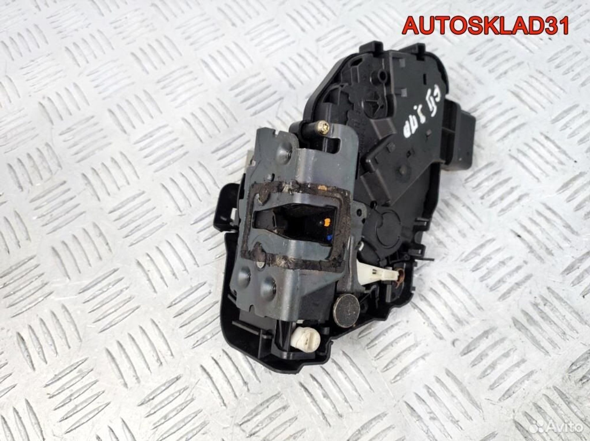 Замок двери задней правой Ford Focus 4M5AR26412EB, 2300 рублей, Дубовое