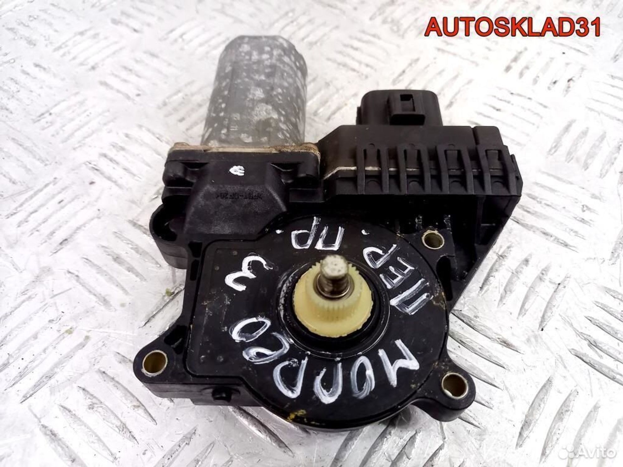 Моторчик стеклоподъемника Ford Mondeo 3 0130821771, 1200 рублей, Дубовое