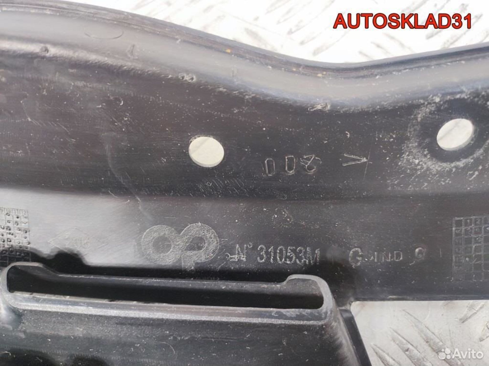 Решетка радиатора левая Renault Espace 4 N31053M, 1700 рублей, Дубовое