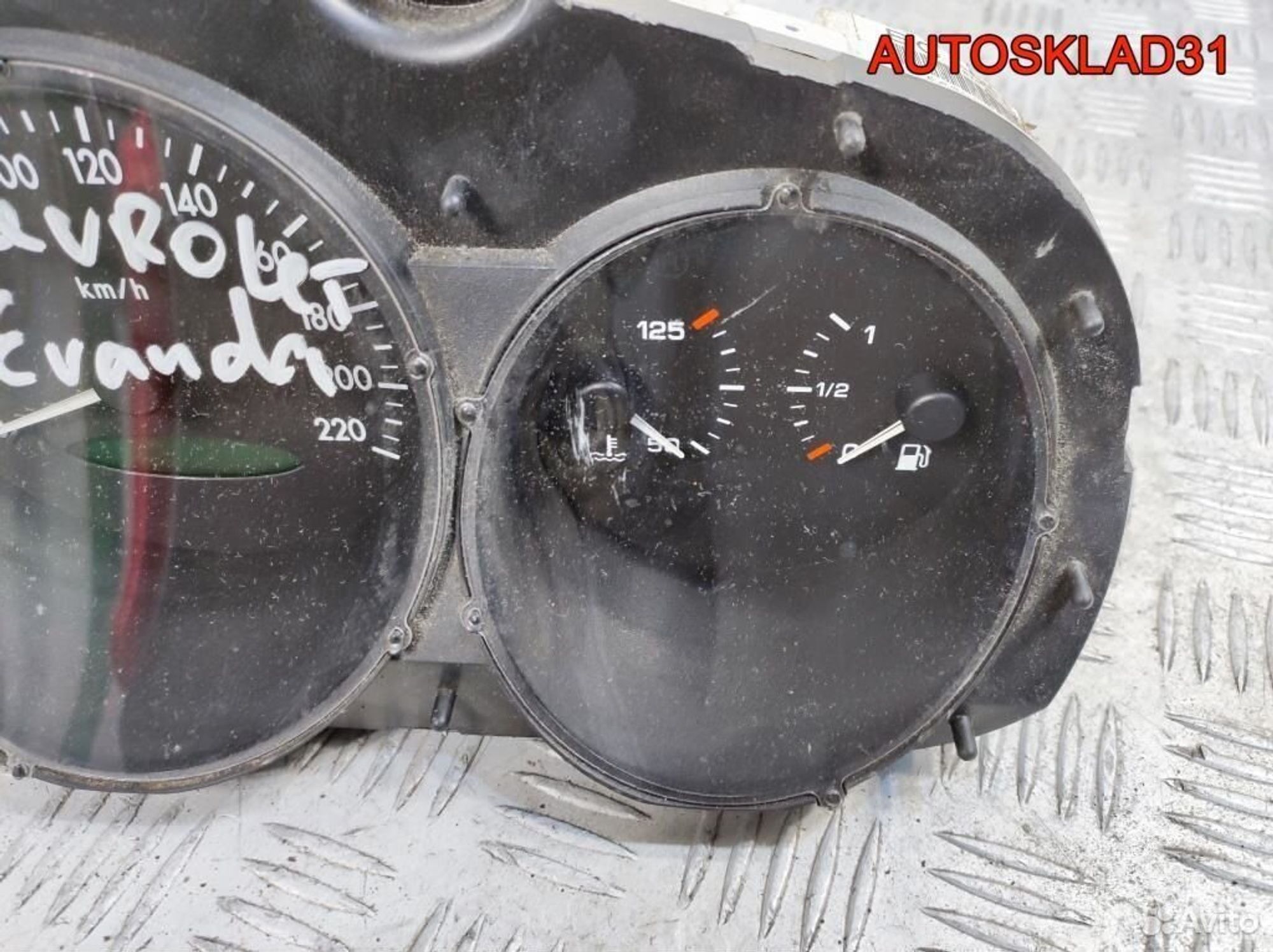 Панель приборов Chevrolet Evanda t20sed 96486927, 3600 рублей, Дубовое