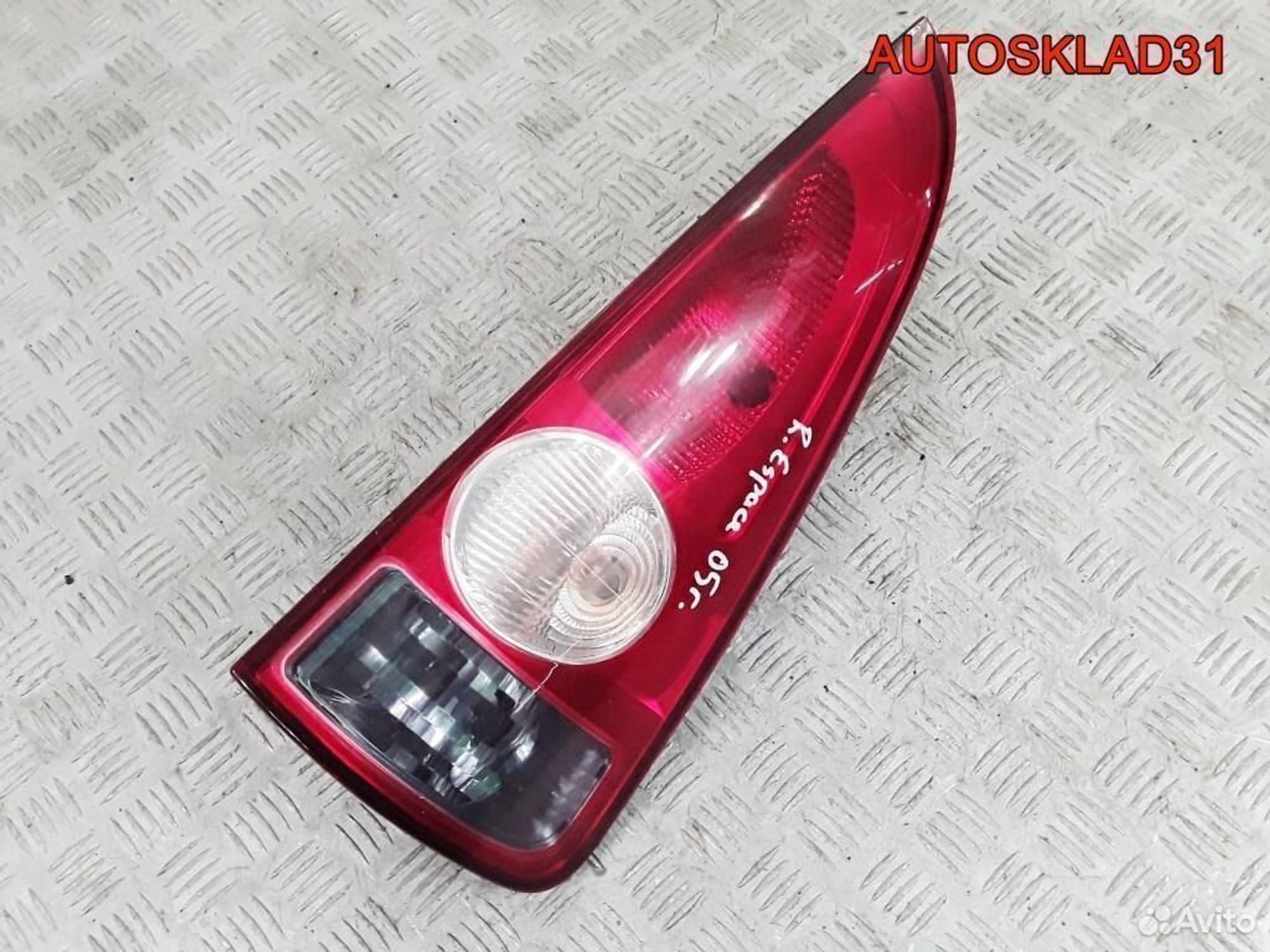 Фонарь задний правый Renault Espace 4 8200027152, 1800 рублей, Дубовое