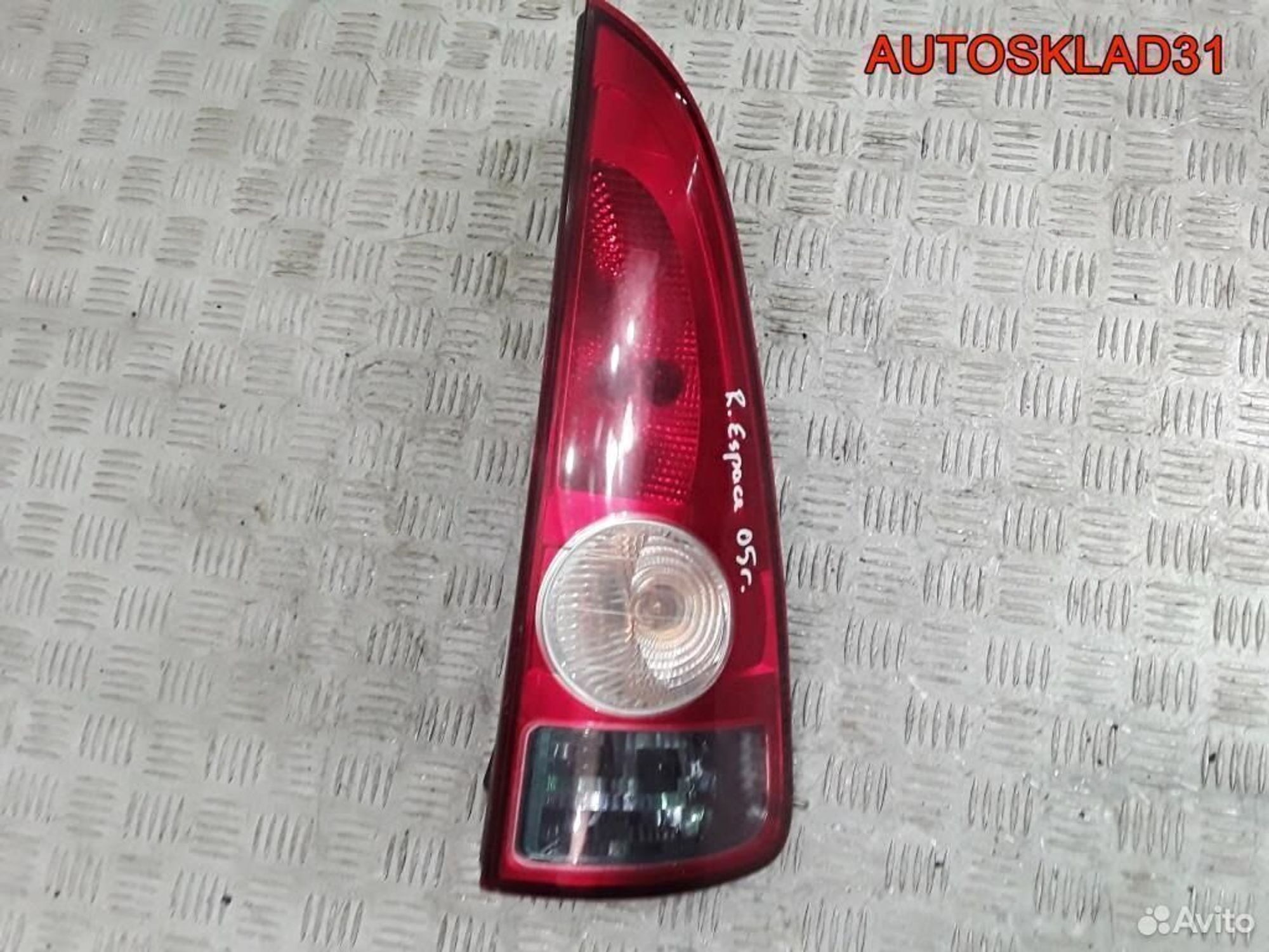 Фонарь задний правый Renault Espace 4 8200027152, 1800 рублей, Дубовое