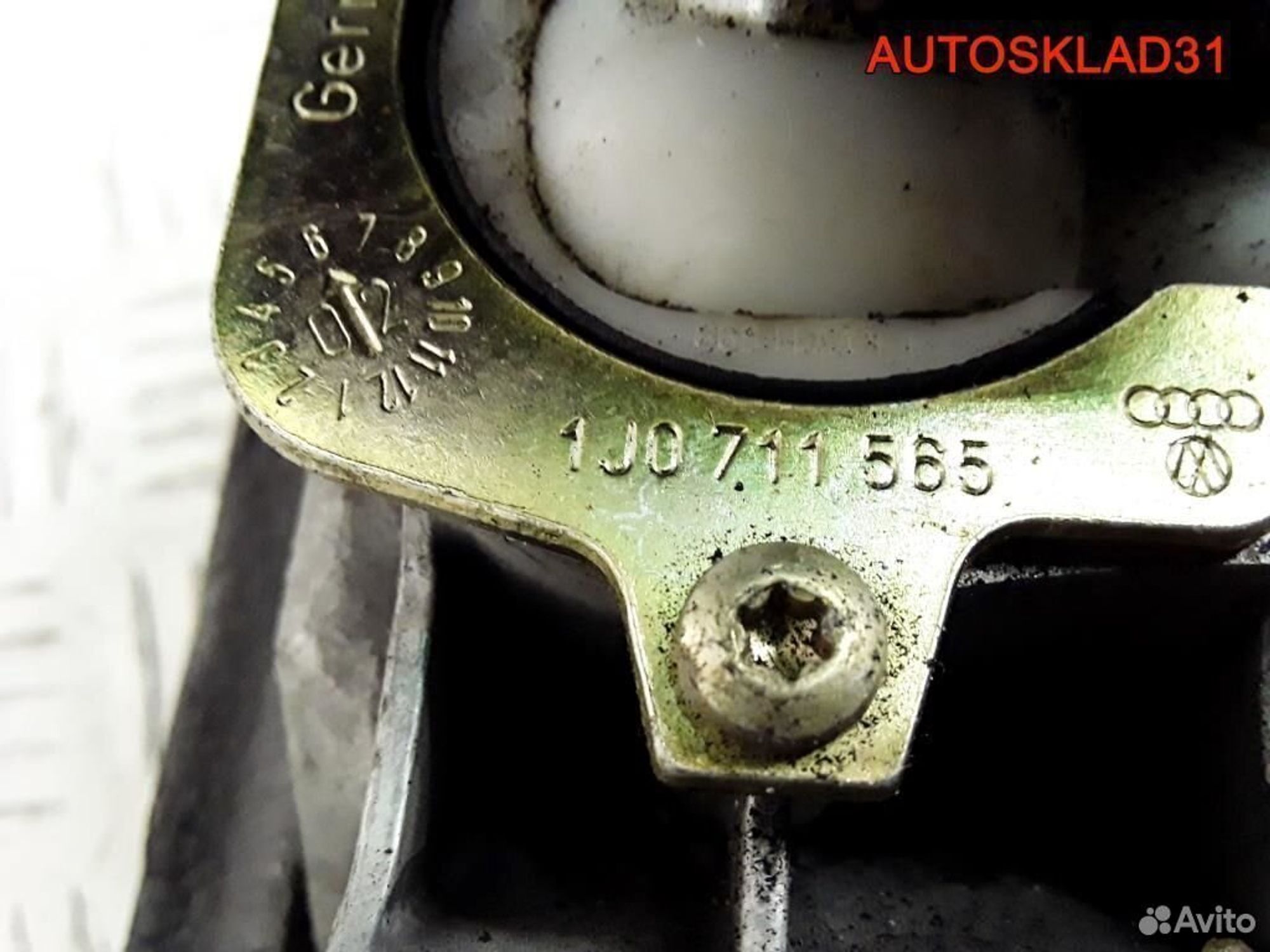 Кулиса МКПП с тросами Volkswagen Golf 4 1J0711061G, 3000 рублей, Дубовое