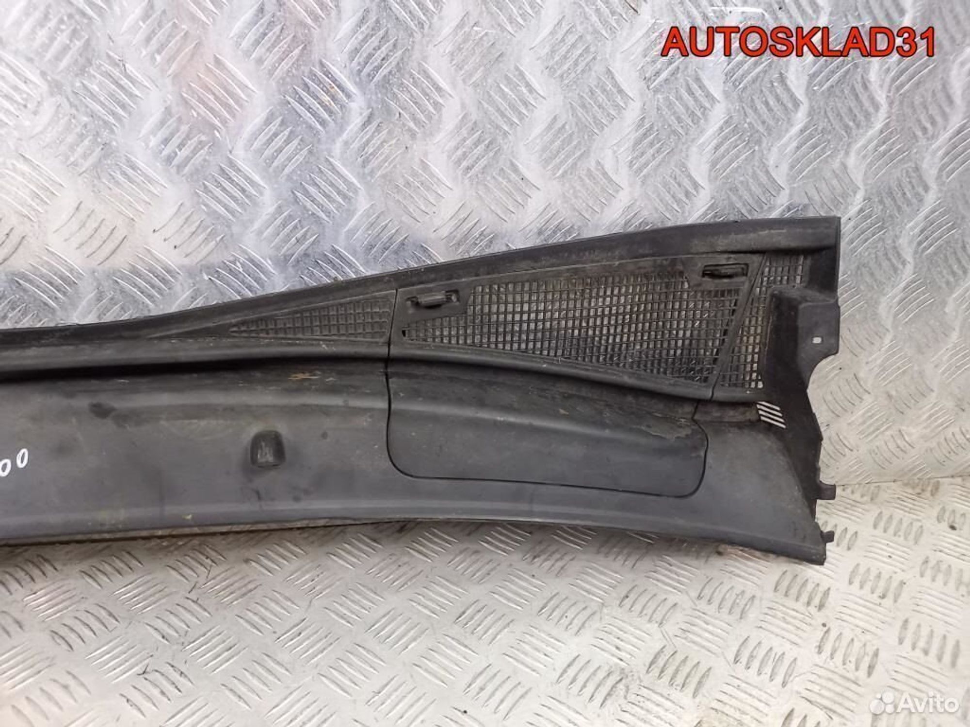 Решетка стеклоочистителя Renault Kangoo 7700304885, 1700 рублей, Дубовое