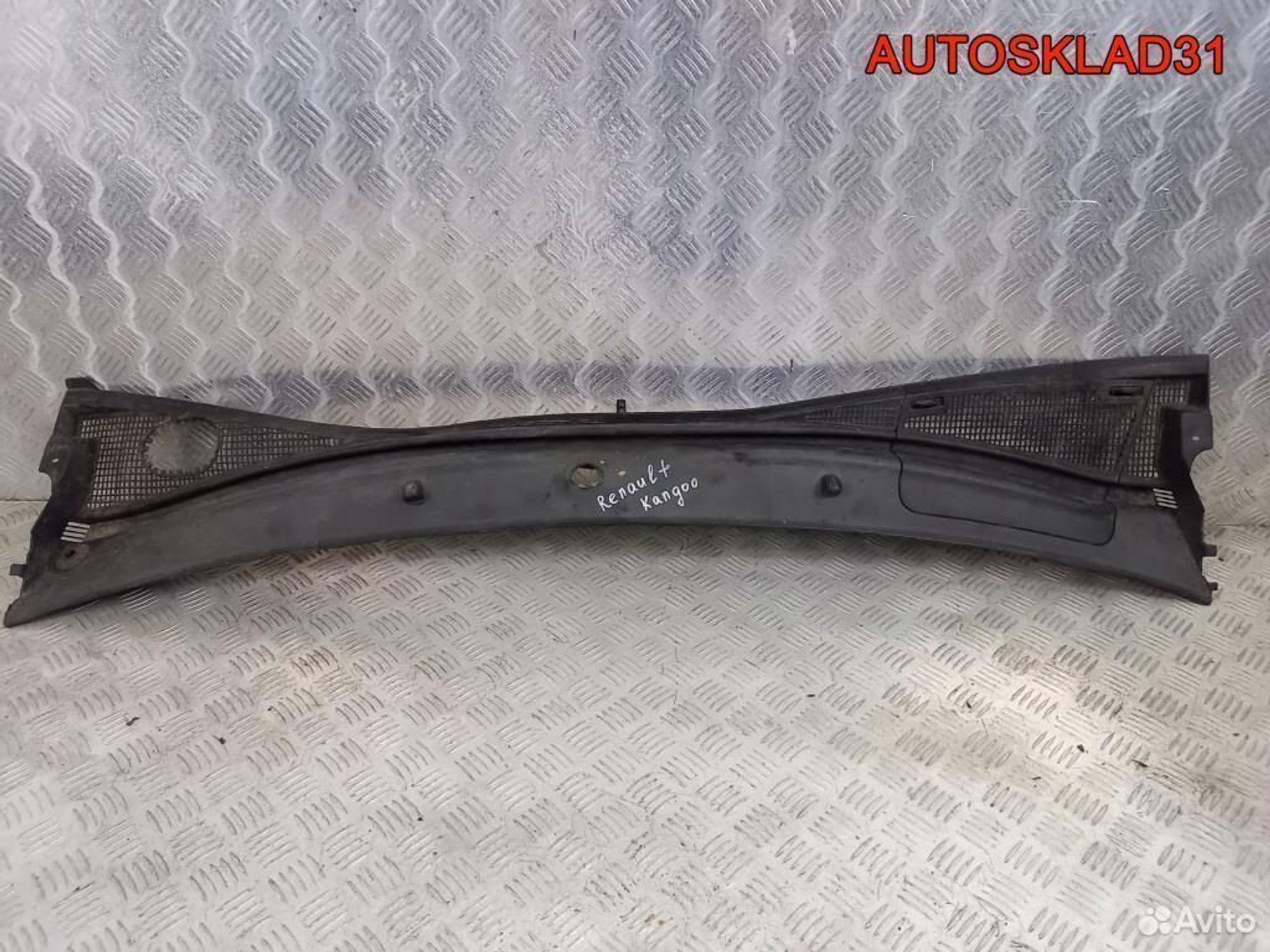 Решетка стеклоочистителя Renault Kangoo 7700304885, 1700 рублей, Дубовое