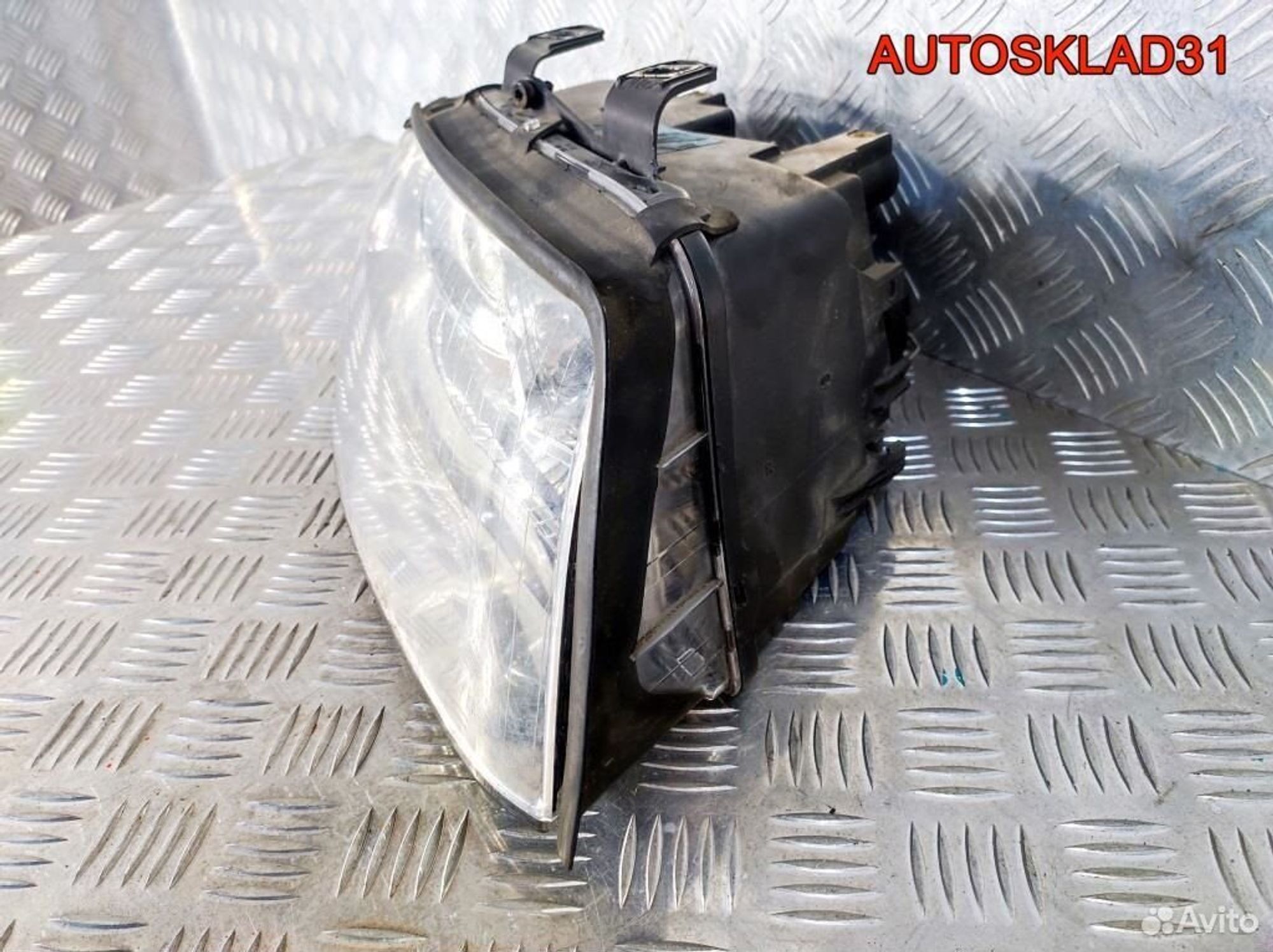 Фара правая Audi A4 B6 8E0941030C, 6300 рублей, Дубовое