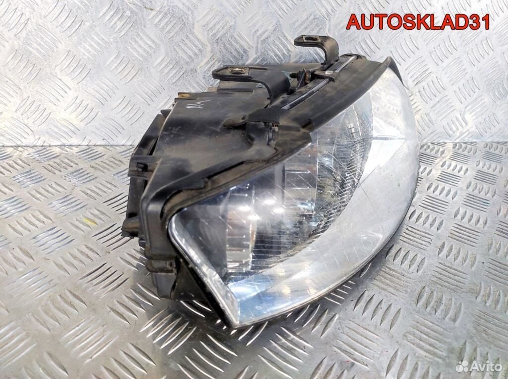 Фара правая Audi A4 B6 8E0941030C, 6300 рублей, Дубовое