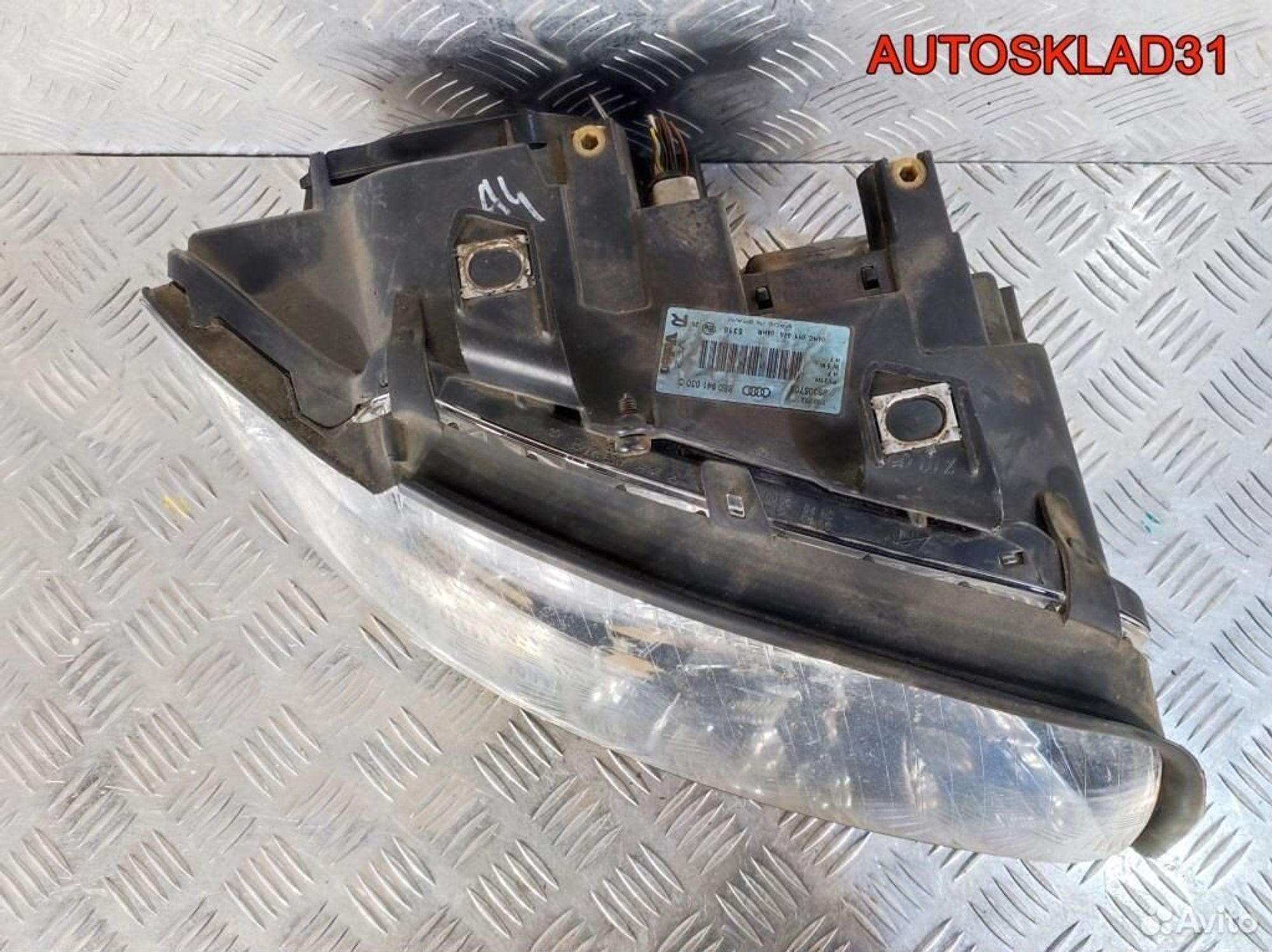 Фара правая Audi A4 B6 8E0941030C, 6300 рублей, Дубовое