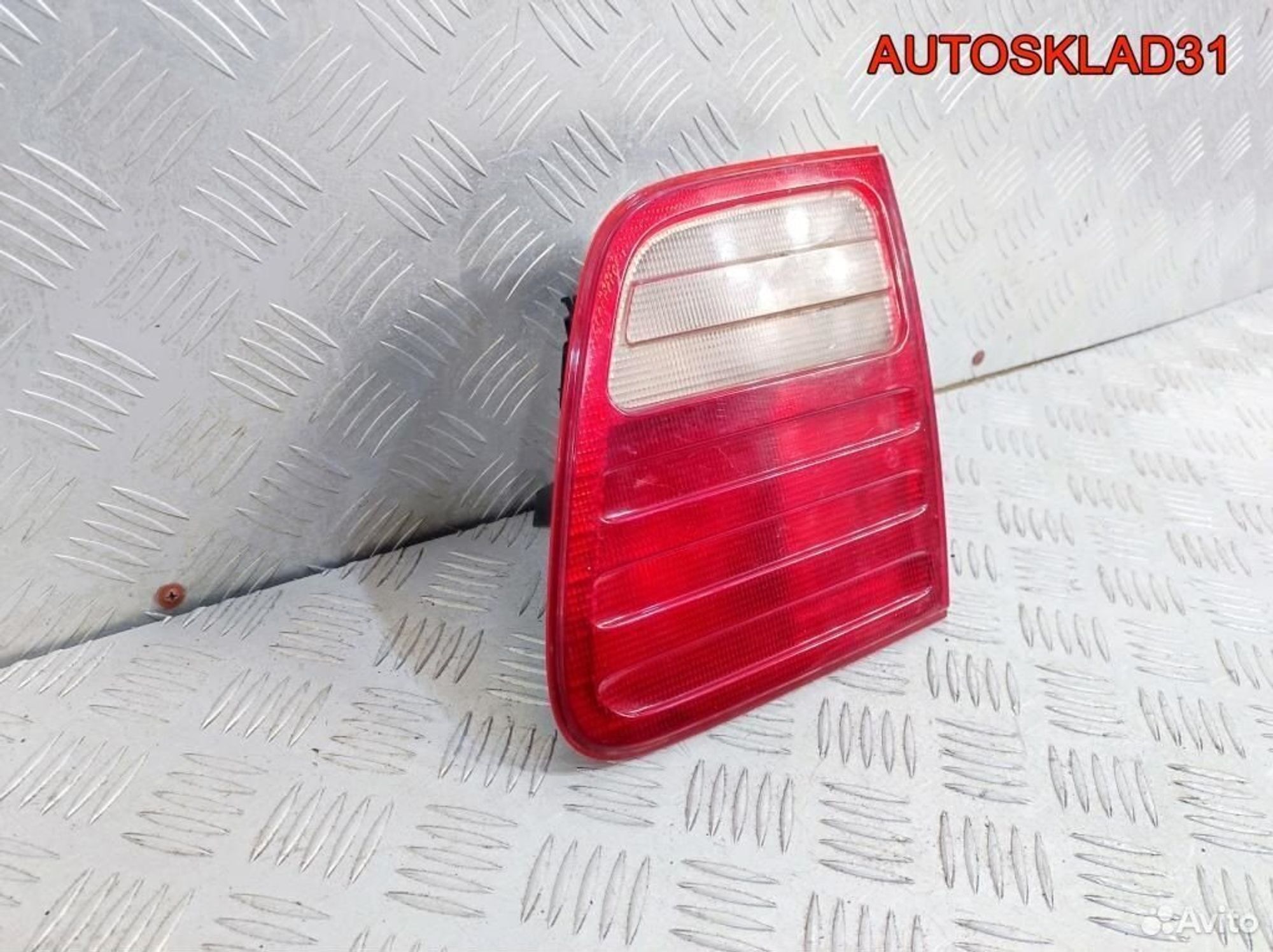 Фонарь задний внутренний правый Mercedes Benz W210, 600 рублей, Дубовое