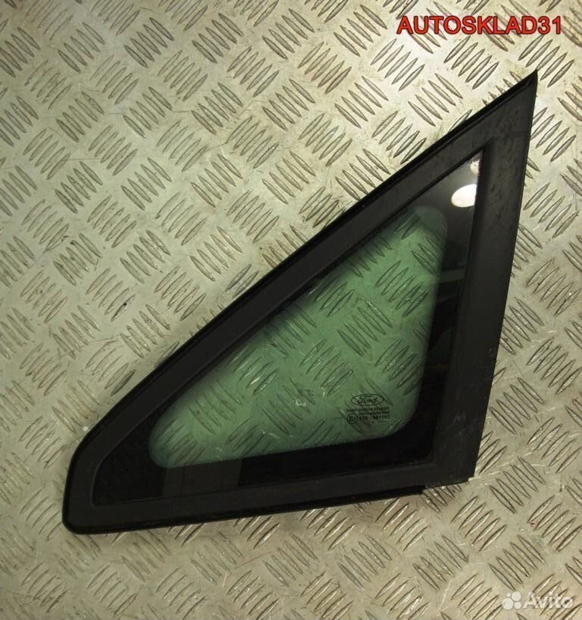 Стекло кузовное глухое левое Ford C-MAX 1302111, 1700 рублей, Дубовое