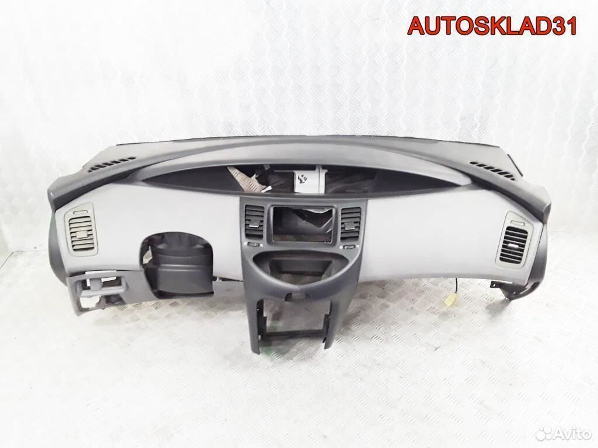 Торпедо Nissan Primera P12E 68200AV600, 10200 рублей, Дубовое