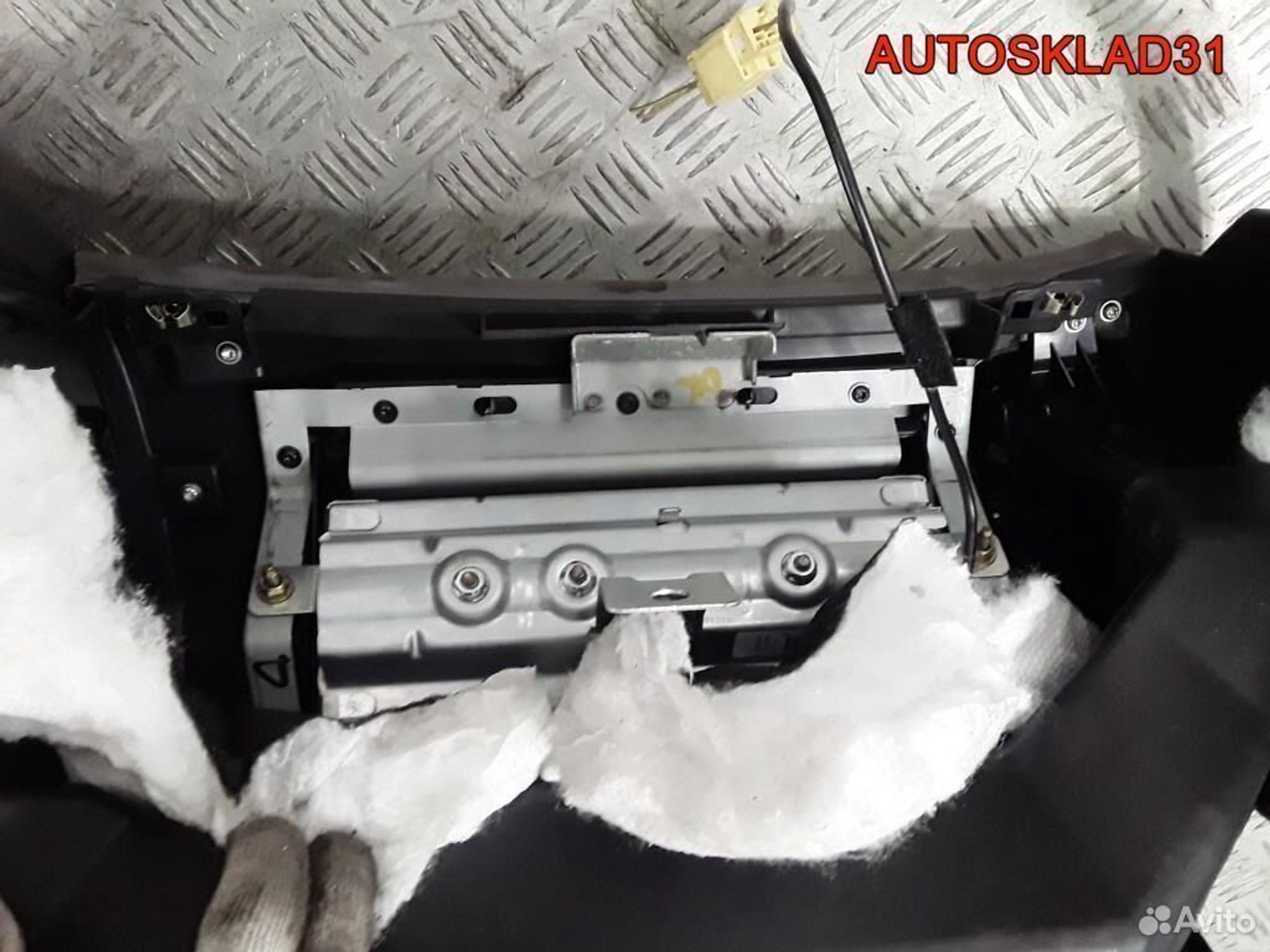 Торпедо Nissan Primera P12E 68200AV600, 10200 рублей, Дубовое