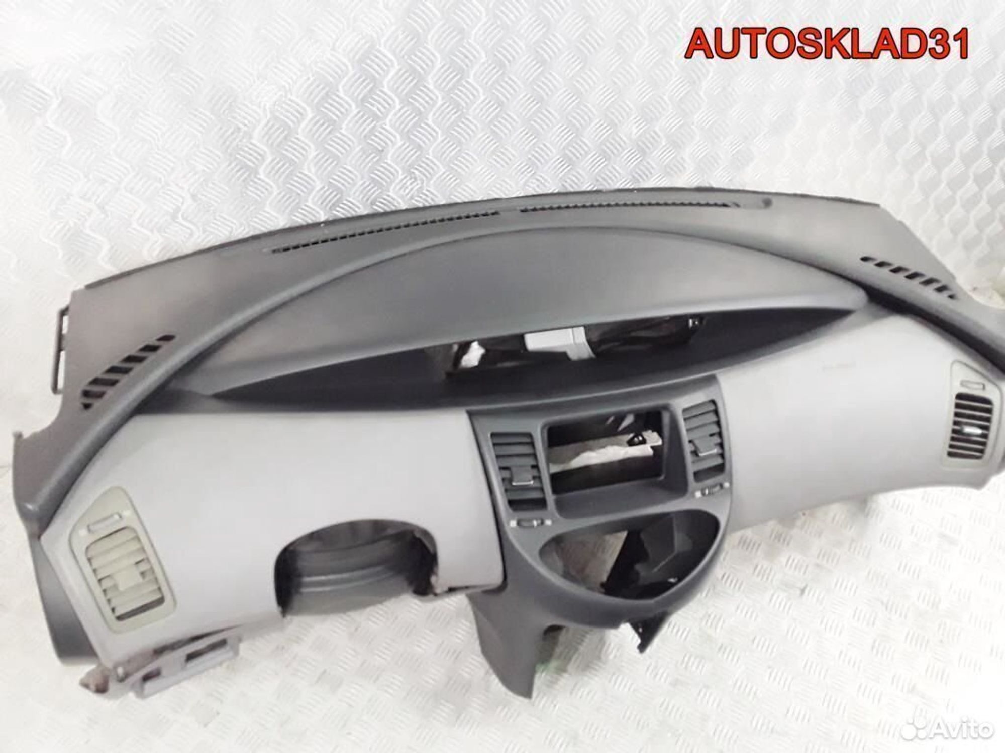 Торпедо Nissan Primera P12E 68200AV600, 10200 рублей, Дубовое