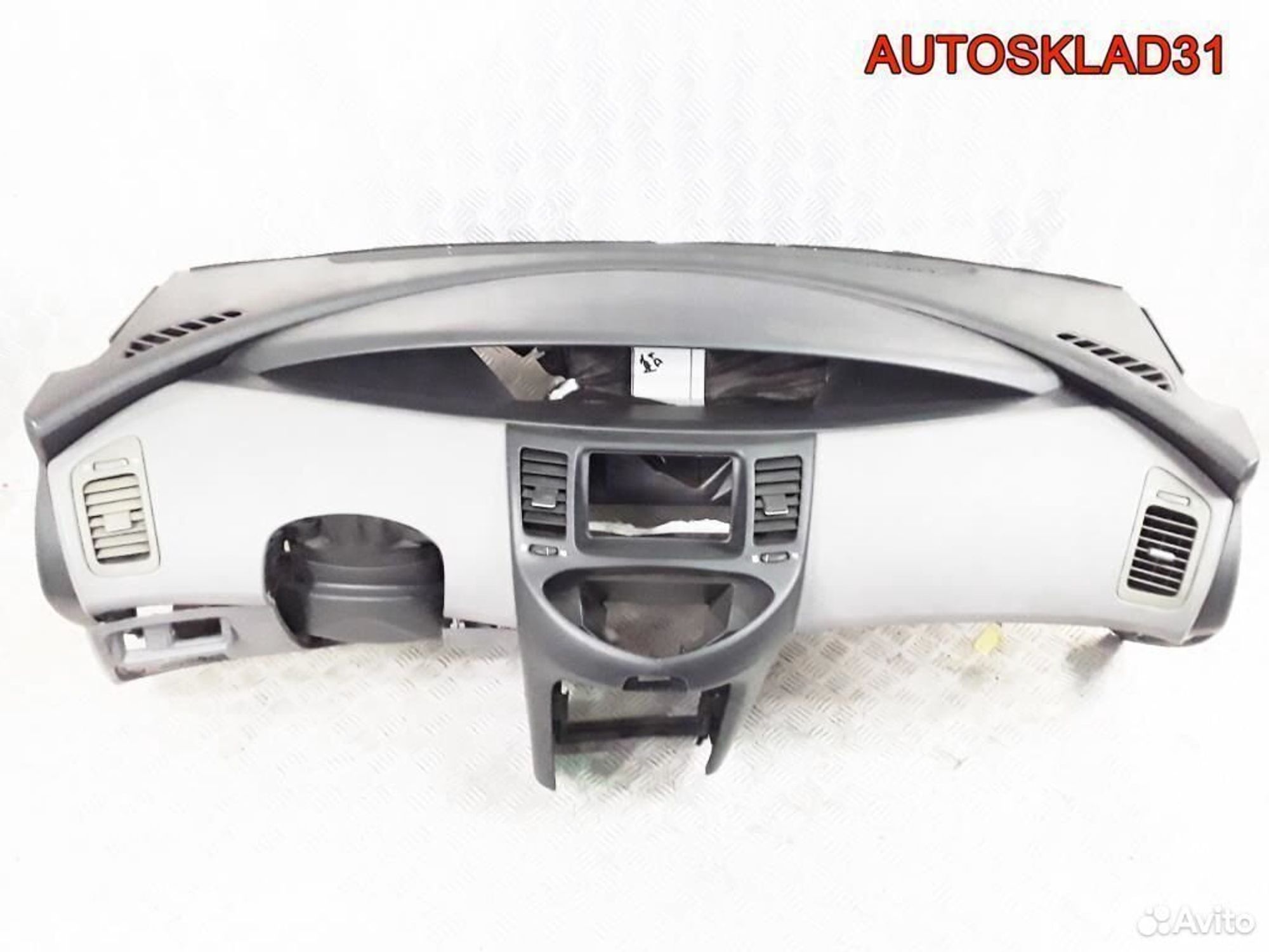 Торпедо Nissan Primera P12E 68200AV600, 10200 рублей, Дубовое