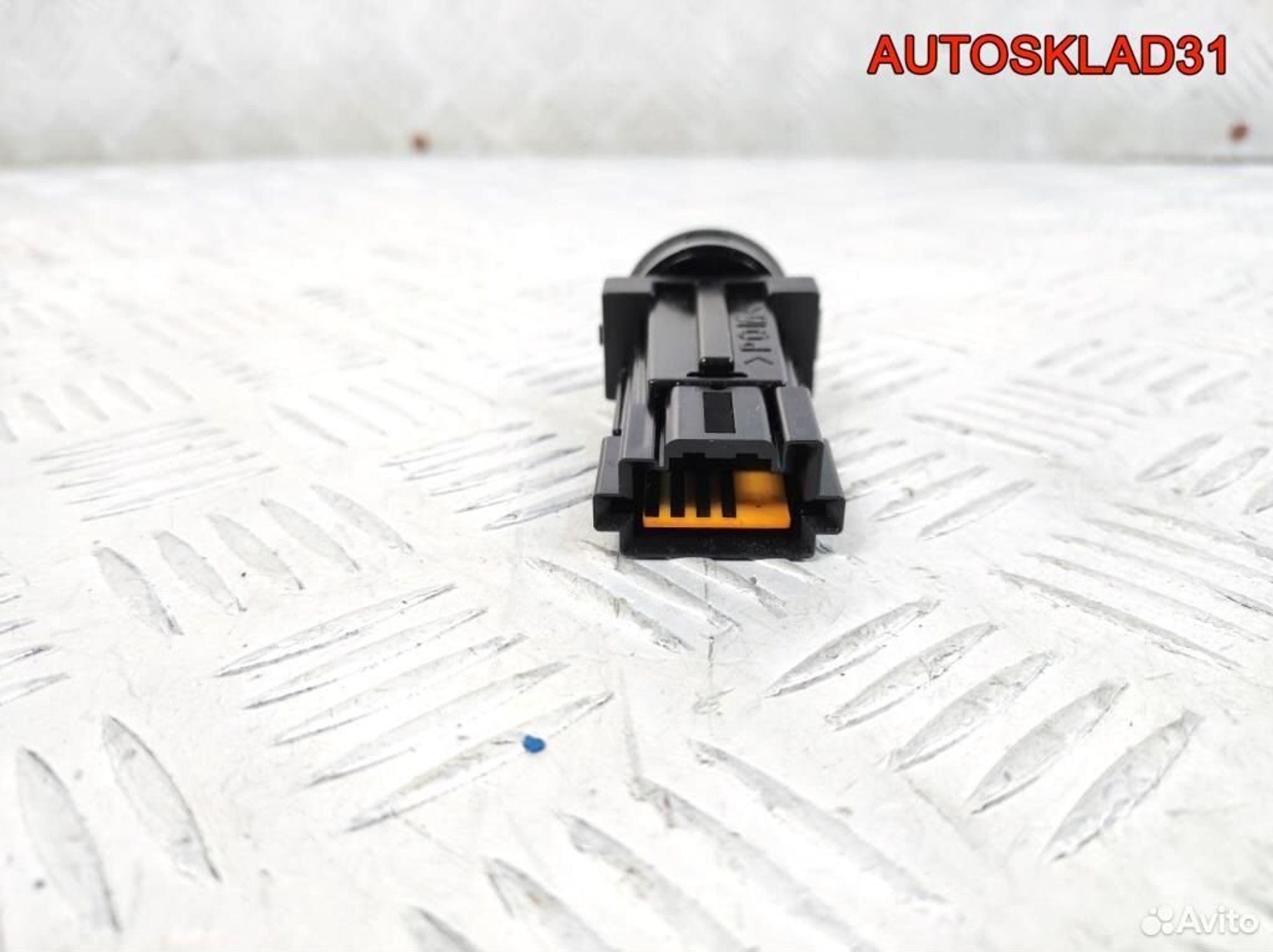 Кнопка противотуманки Mitsubishi Colt MN140429, 600 рублей, Дубовое