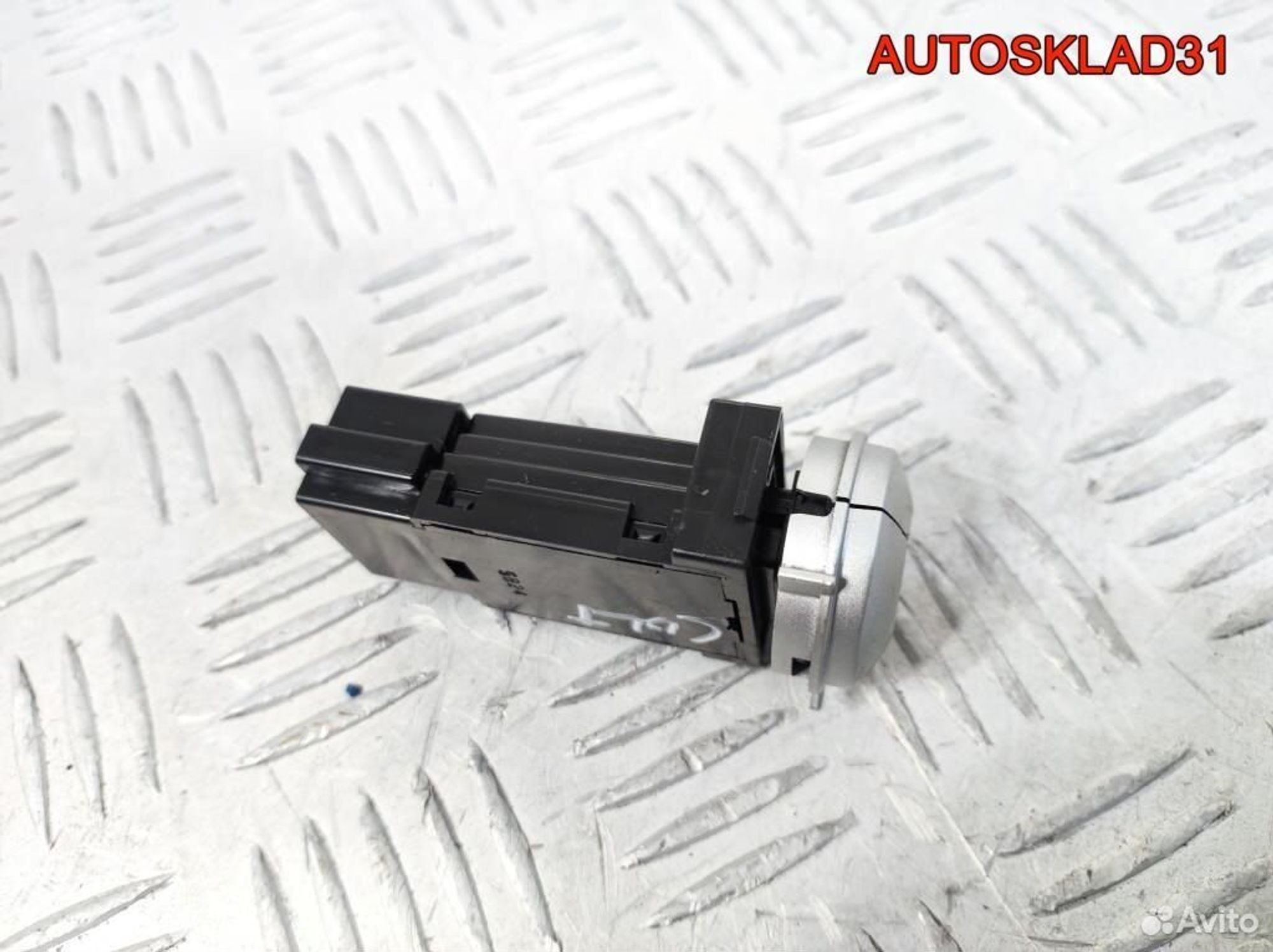 Кнопка противотуманки Mitsubishi Colt MN140429, 600 рублей, Дубовое
