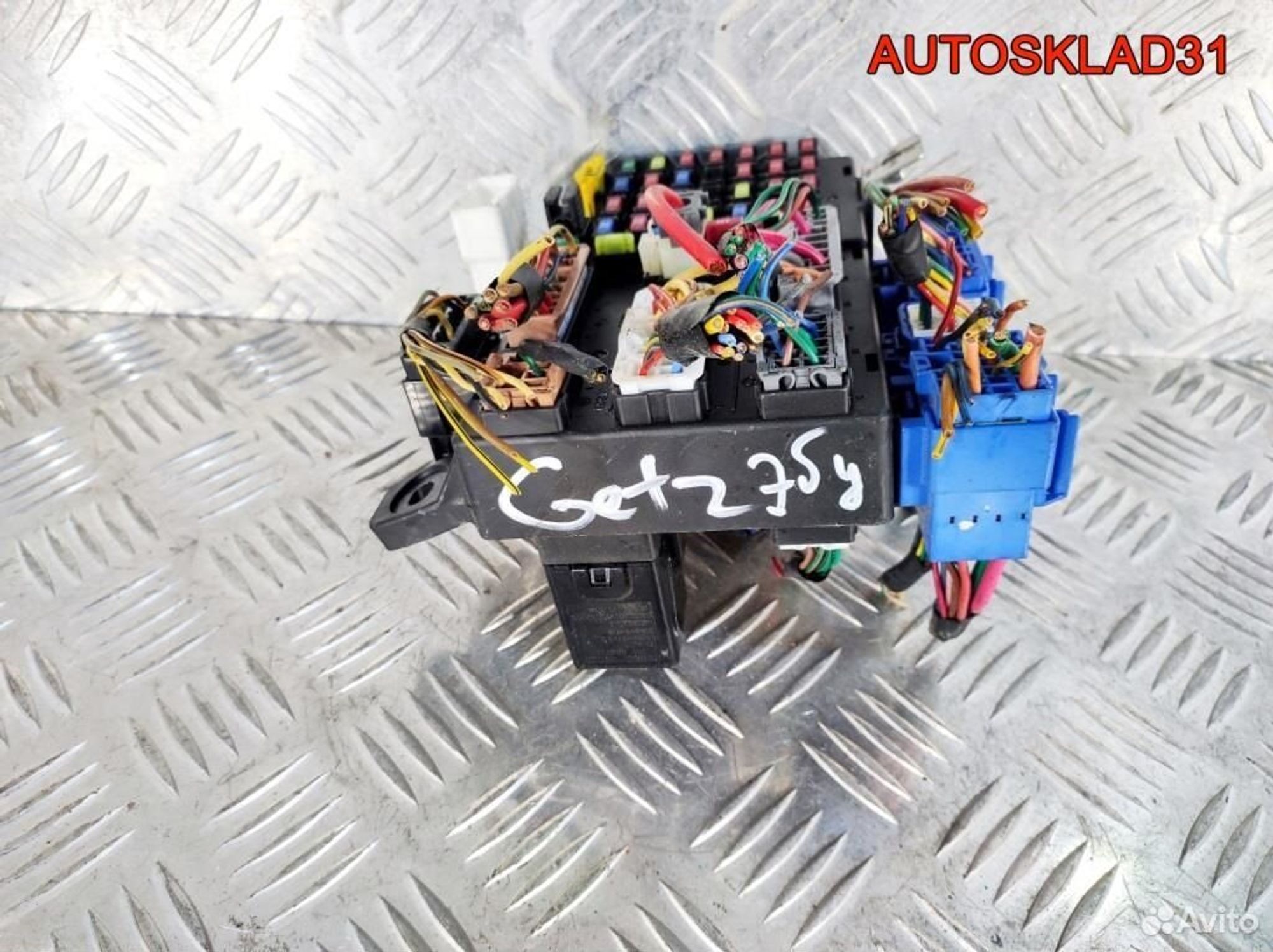 Блок предохранителей Hyundai Getz 911981C011, 2600 рублей, Дубовое