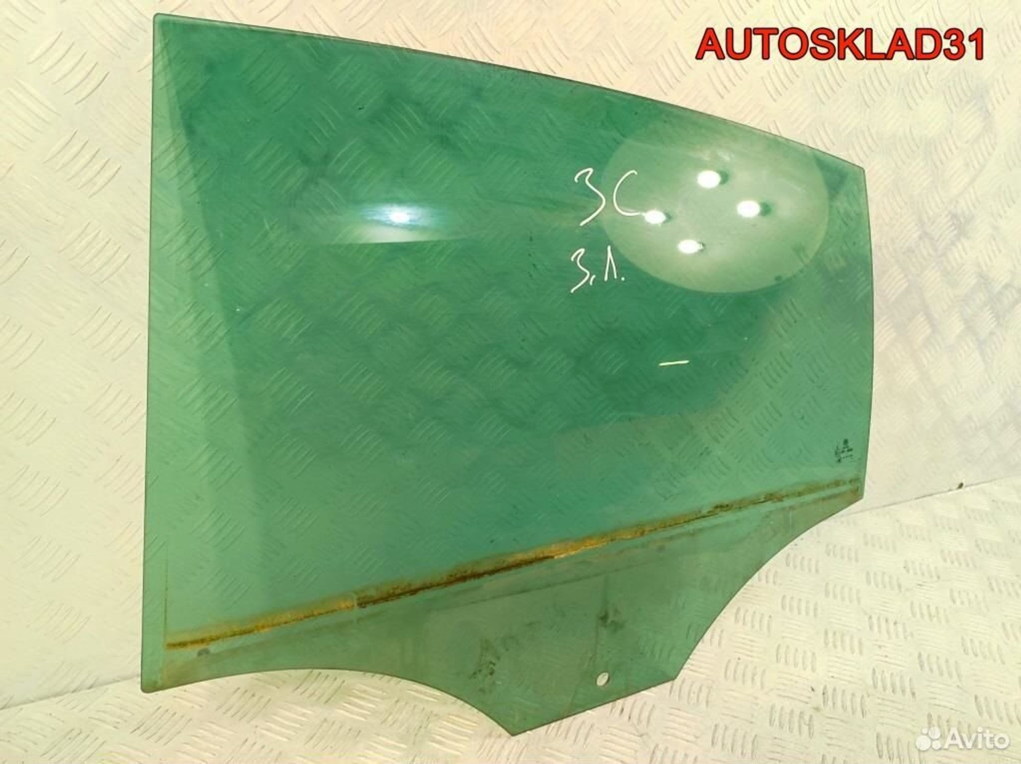 Стекло двери задней левой VW Passat B6 Седан, 1100 рублей, Дубовое