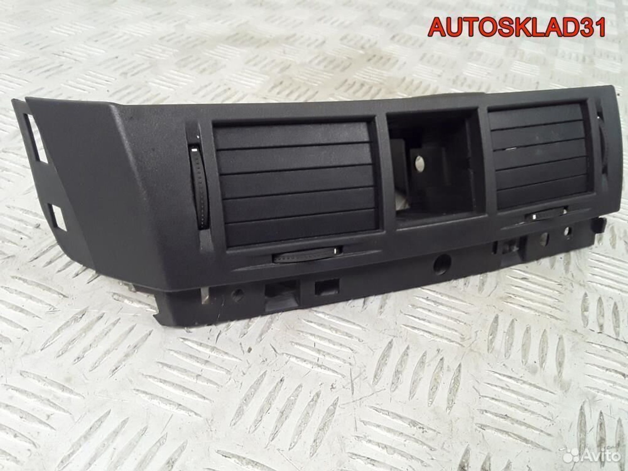 Дефлектор центральный Opel Meriva A 464652911, 1400 рублей, Дубовое