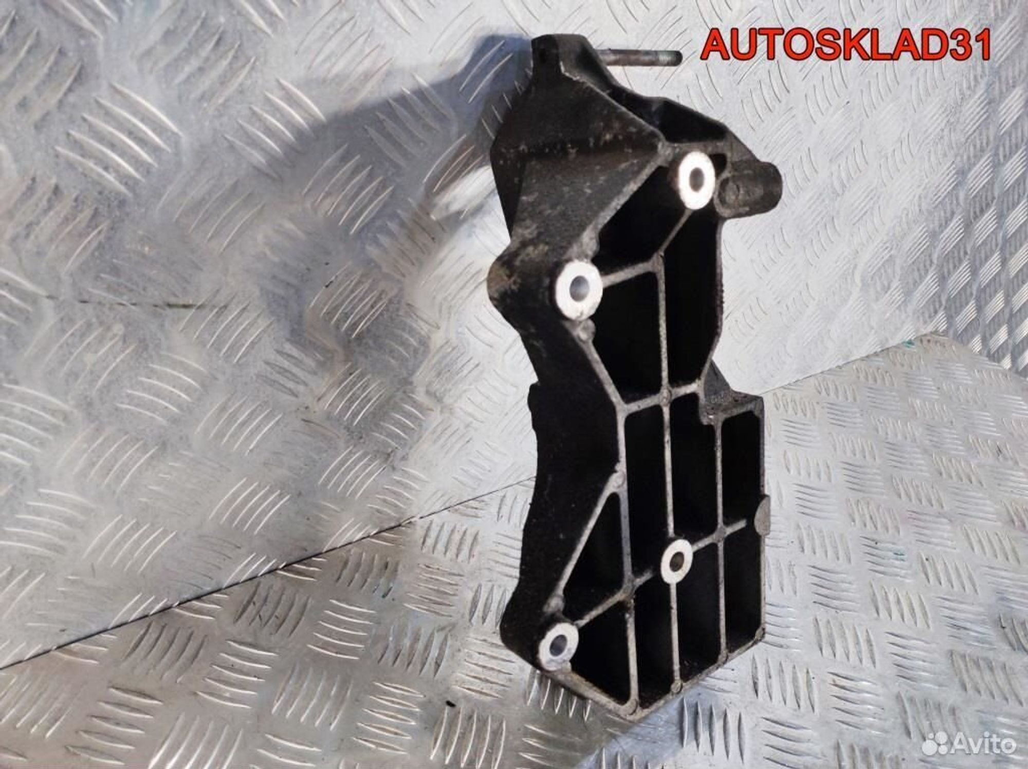 Кронштейн кондиционера Chevrolet Aveo 96352822, 1100 рублей, Дубовое