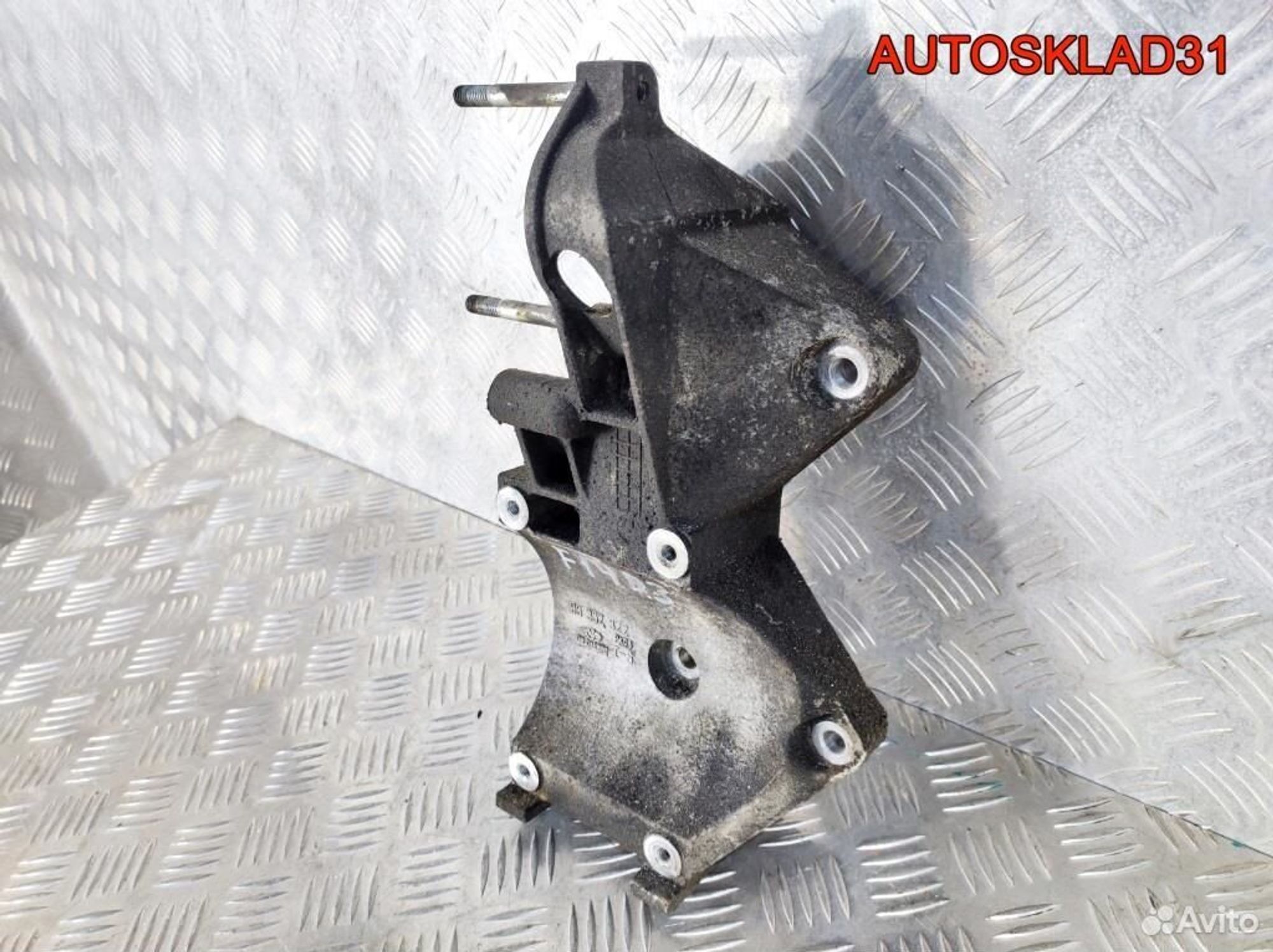 Кронштейн кондиционера Chevrolet Aveo 96352822, 1100 рублей, Дубовое