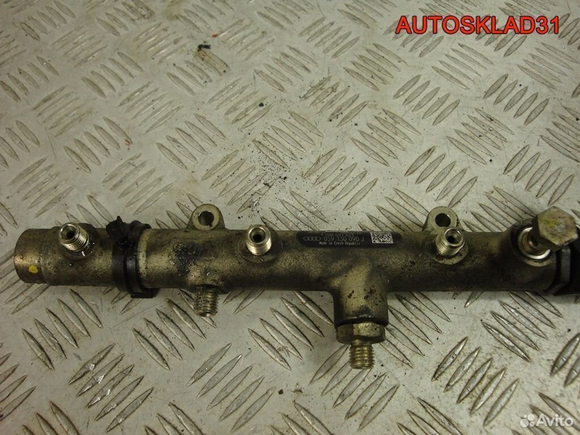 Рейка топливная рампа Audi А6 C6 059130090J, 2700 рублей, Дубовое