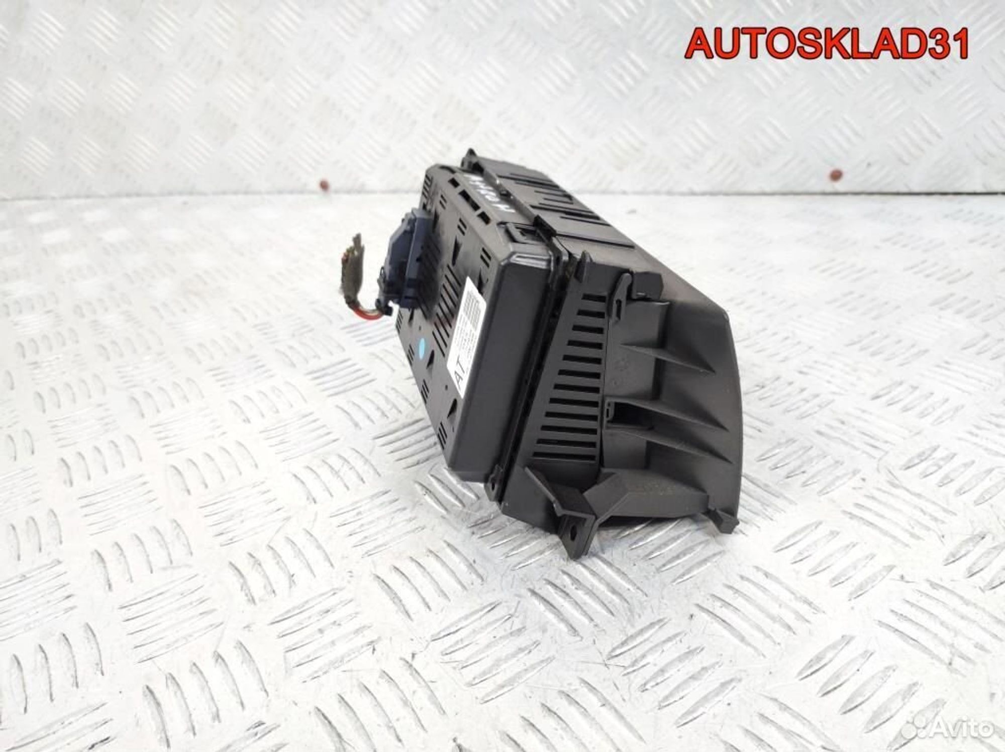 Дисплей информационный Opel Astra H 13208089, 1300 рублей, Дубовое