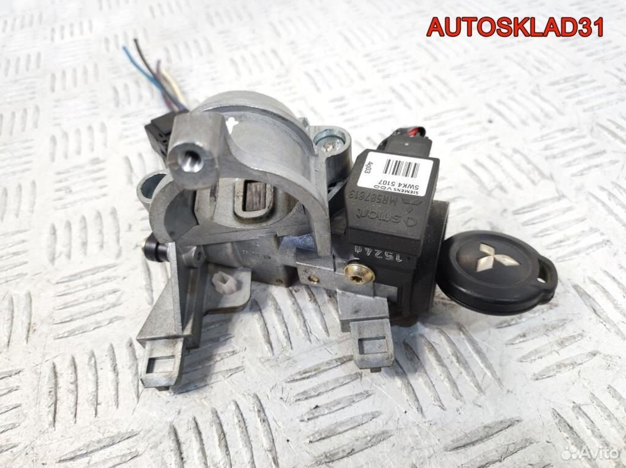 Замок зажигания Mitsubishi Colt Z3 MR955230, 2100 рублей, Дубовое