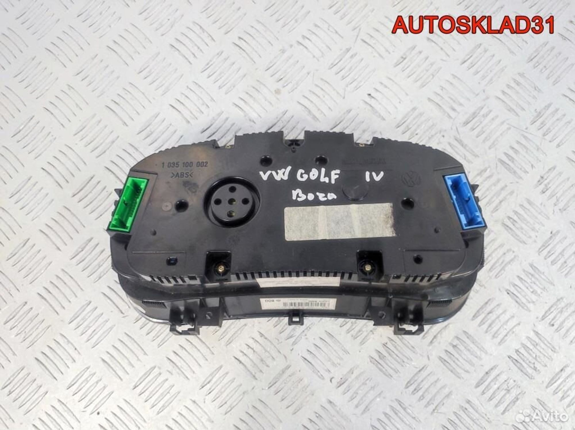 Панель приборов Volkswagen Golf 4 1J0920805, 3600 рублей, Дубовое